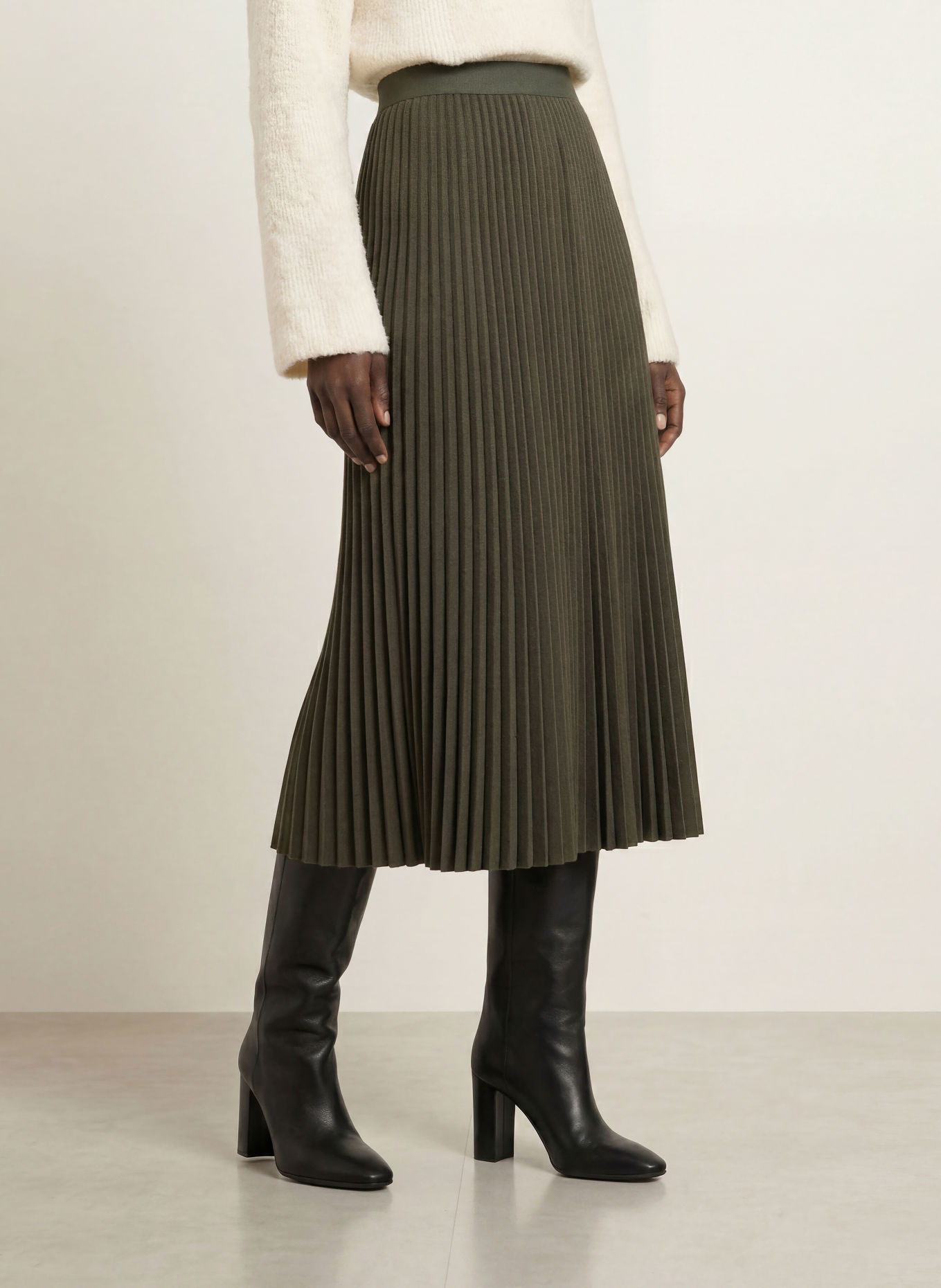 MARC CAIN Pleated flannel skirt: 599 forest night new