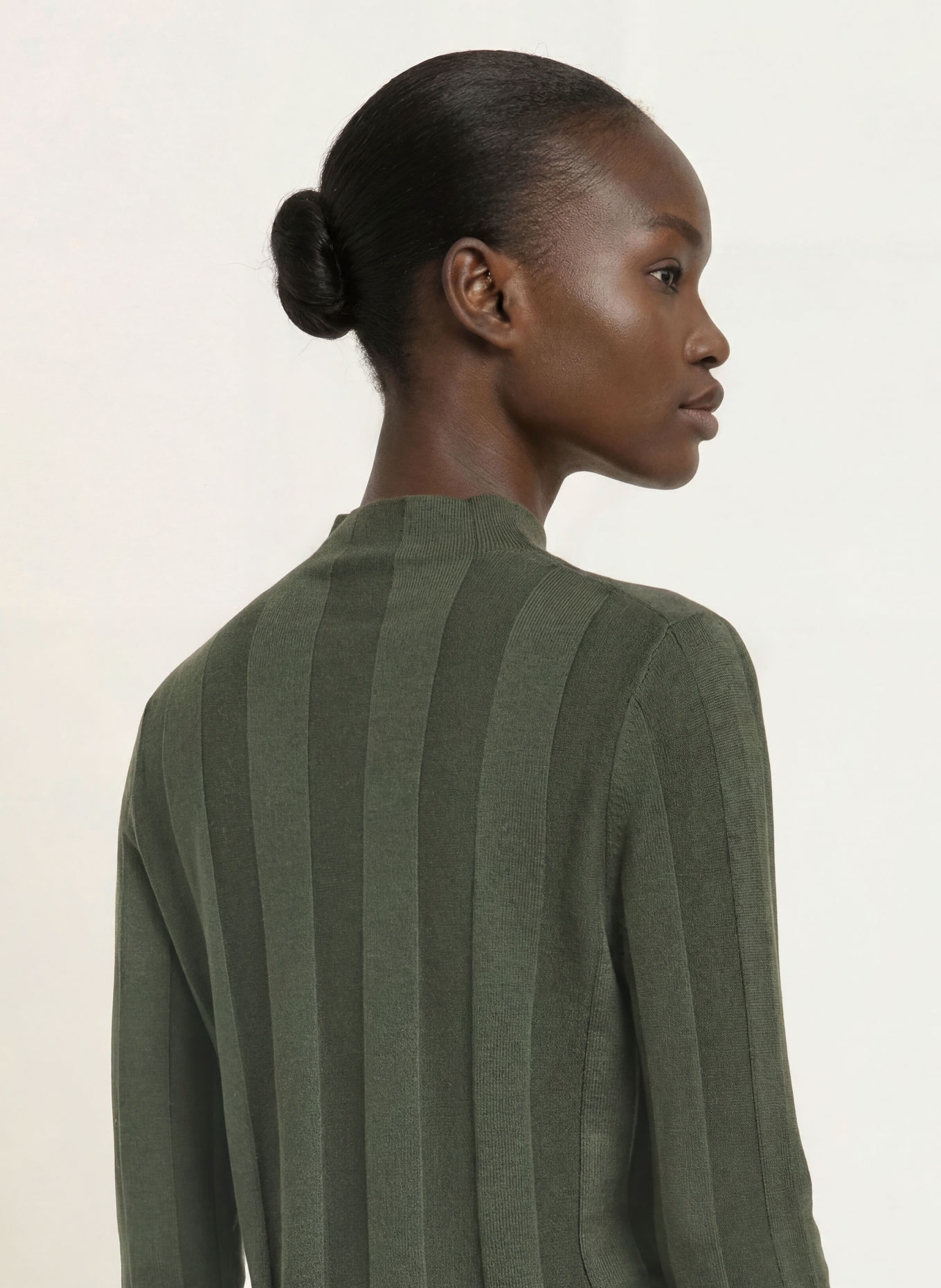 MARC CAIN Pulovere: 599 forest night new