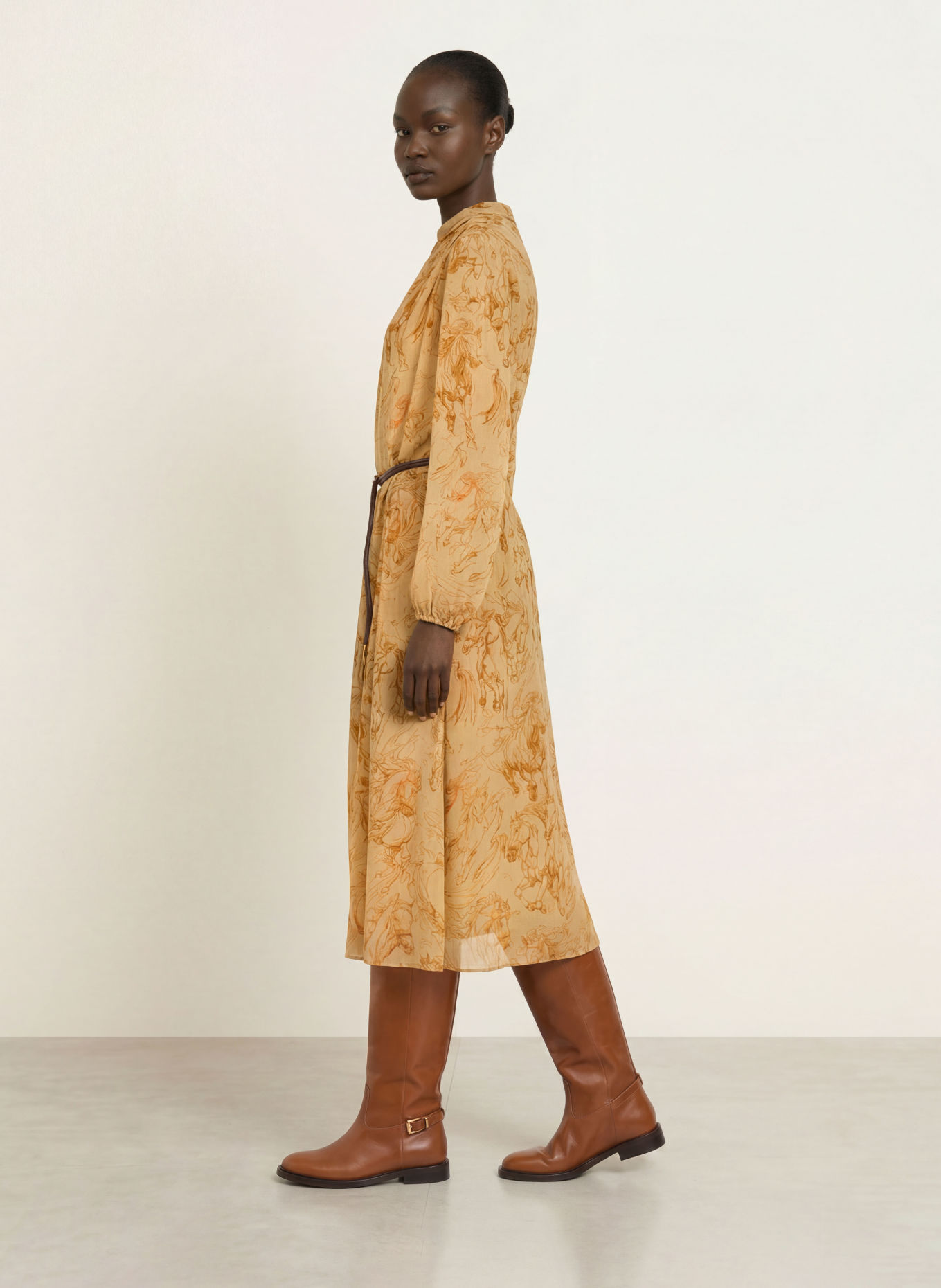 MARC CAIN Kleid: 620 tannin