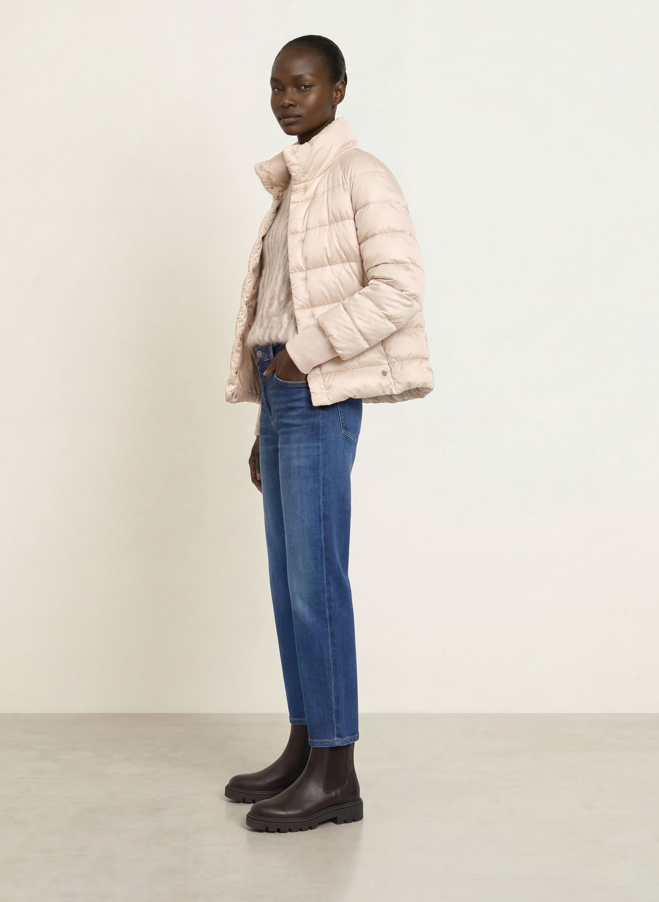 MARC CAIN Quilted jacket: 133 oat milk