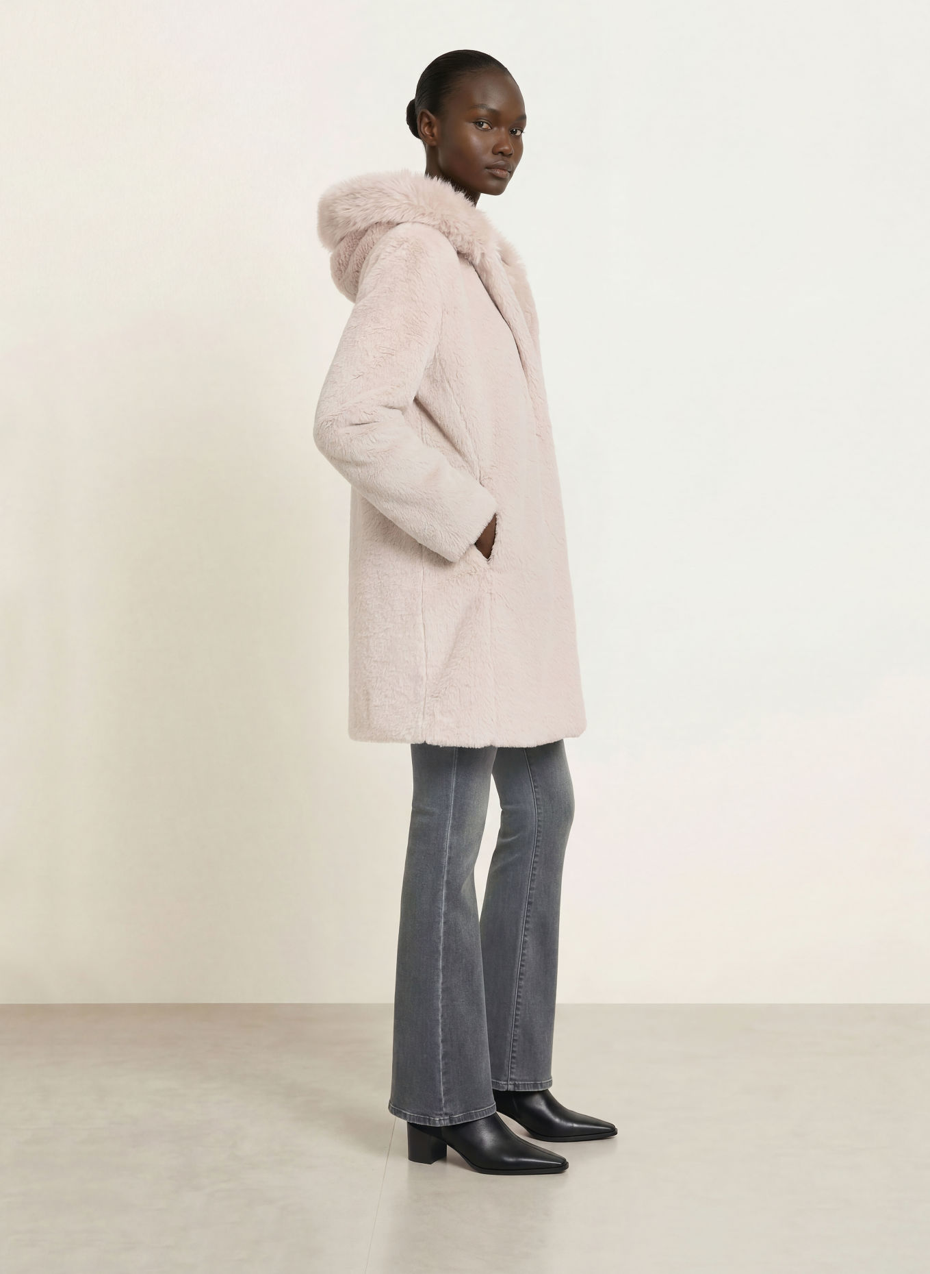 MARC CAIN Kunstbont-Mantel: 646 warm stone