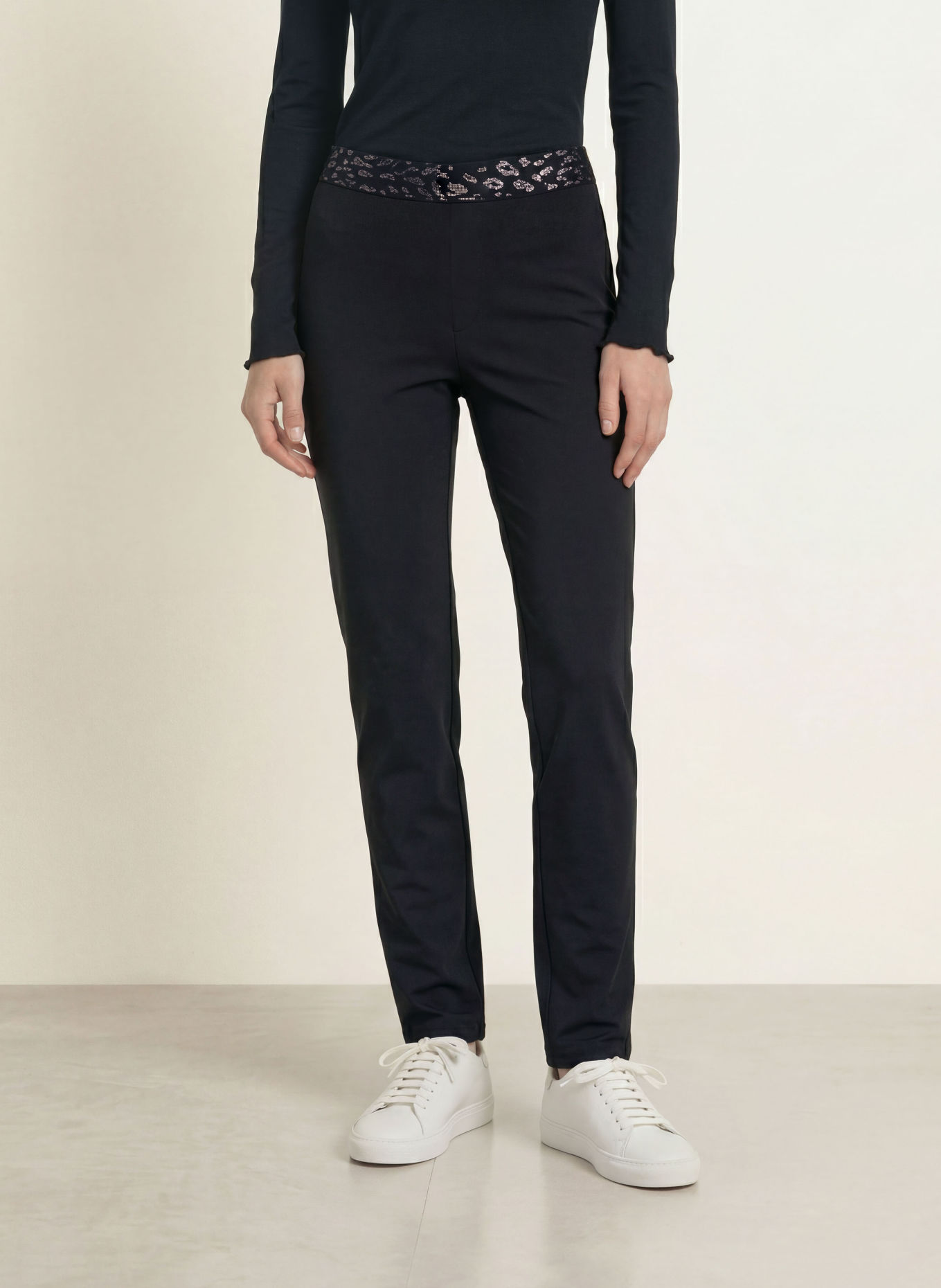 MARC CAIN Bukser SIENA: 900 black new