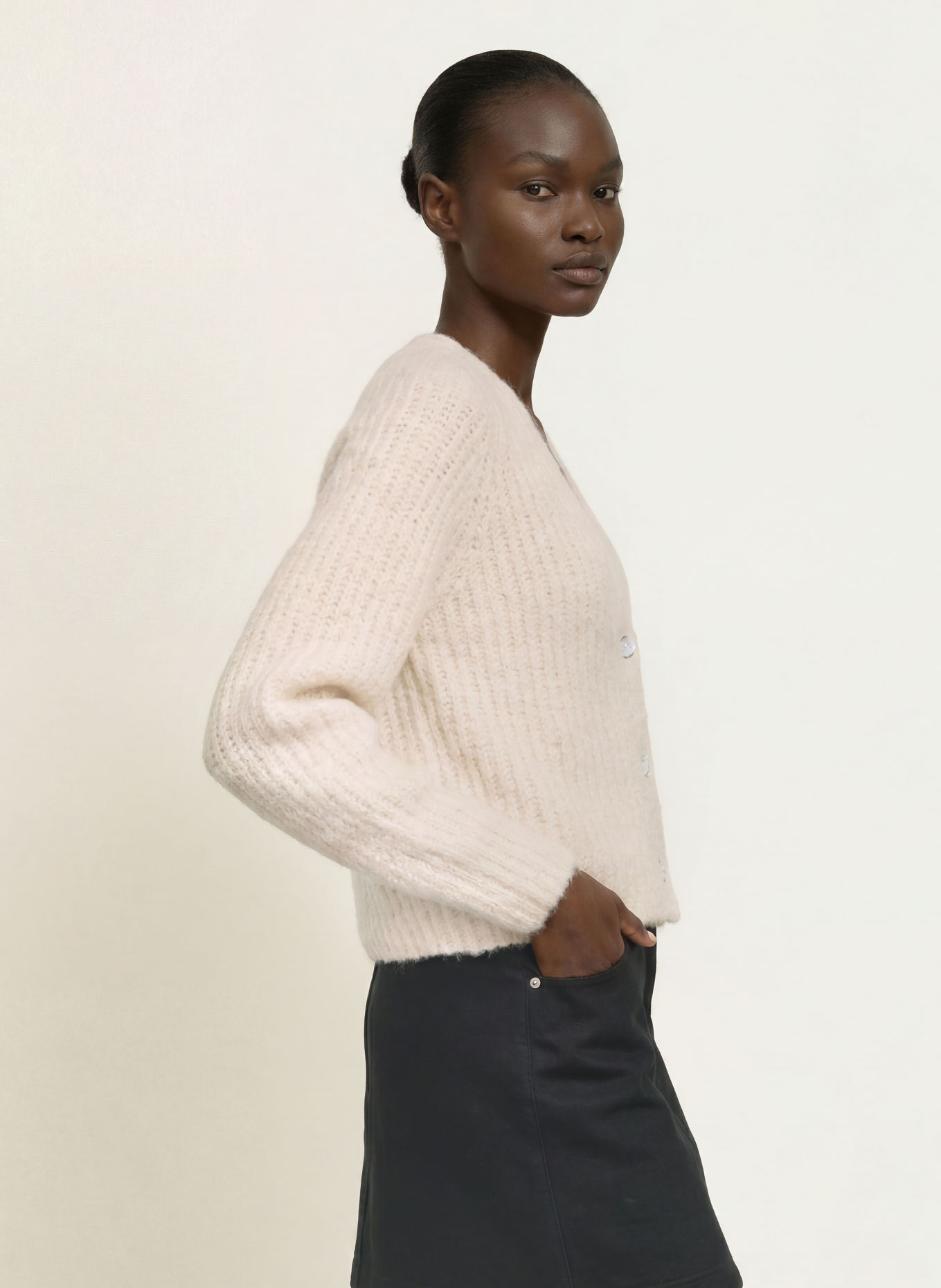 MARC CAIN Strickjacke mit Alpaka: 110 off