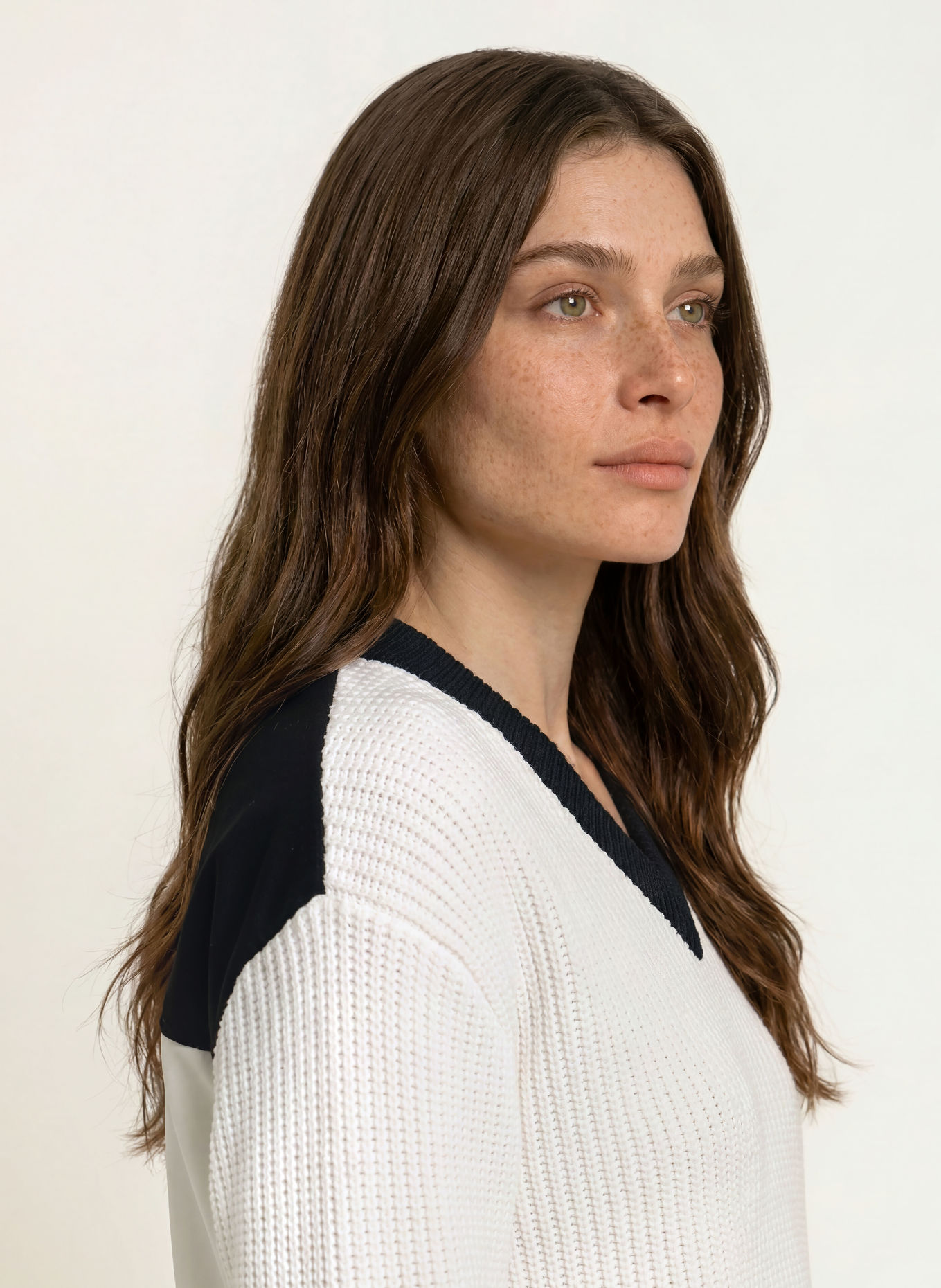 MARC CAIN Pullover im Materialmix: 190 white and black