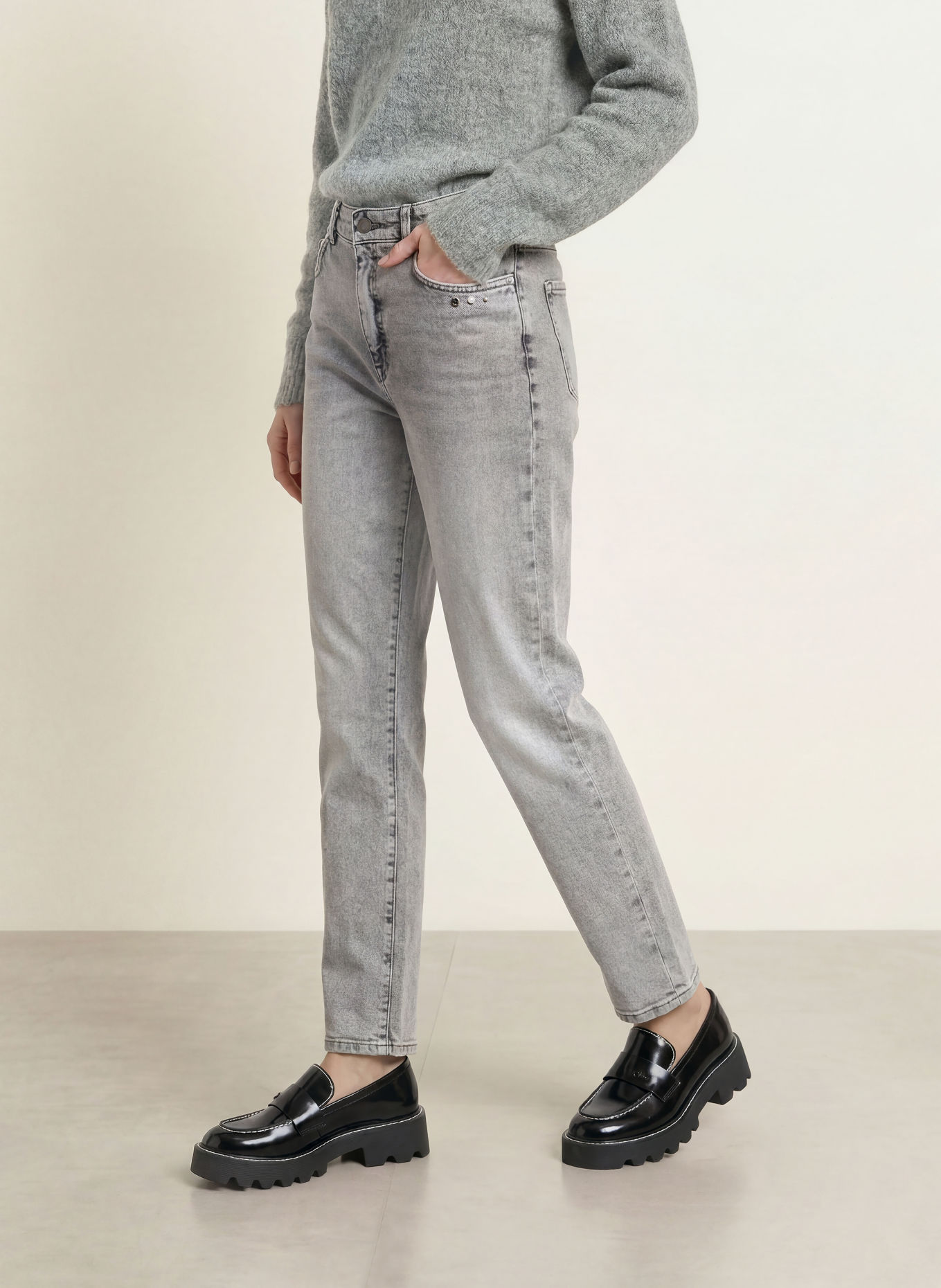 MARC CAIN Mom jeans FEURA: 820 GREY
