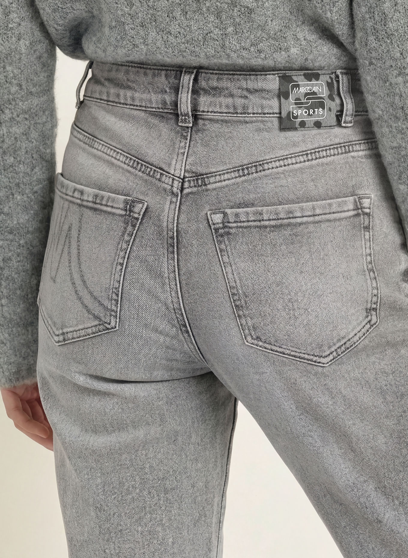 MARC CAIN Mom jeans FEURA: 820 GREY