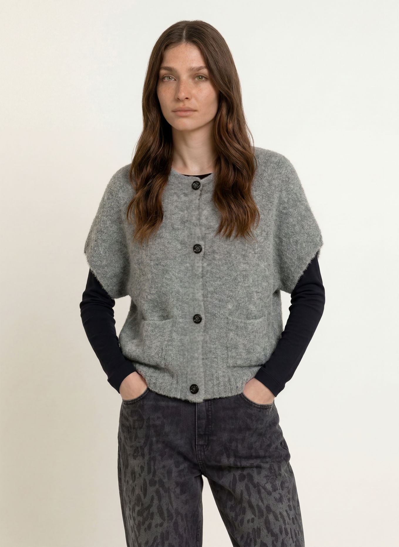 MARC CAIN Strickjacke mit Alpaka: 820 GREY