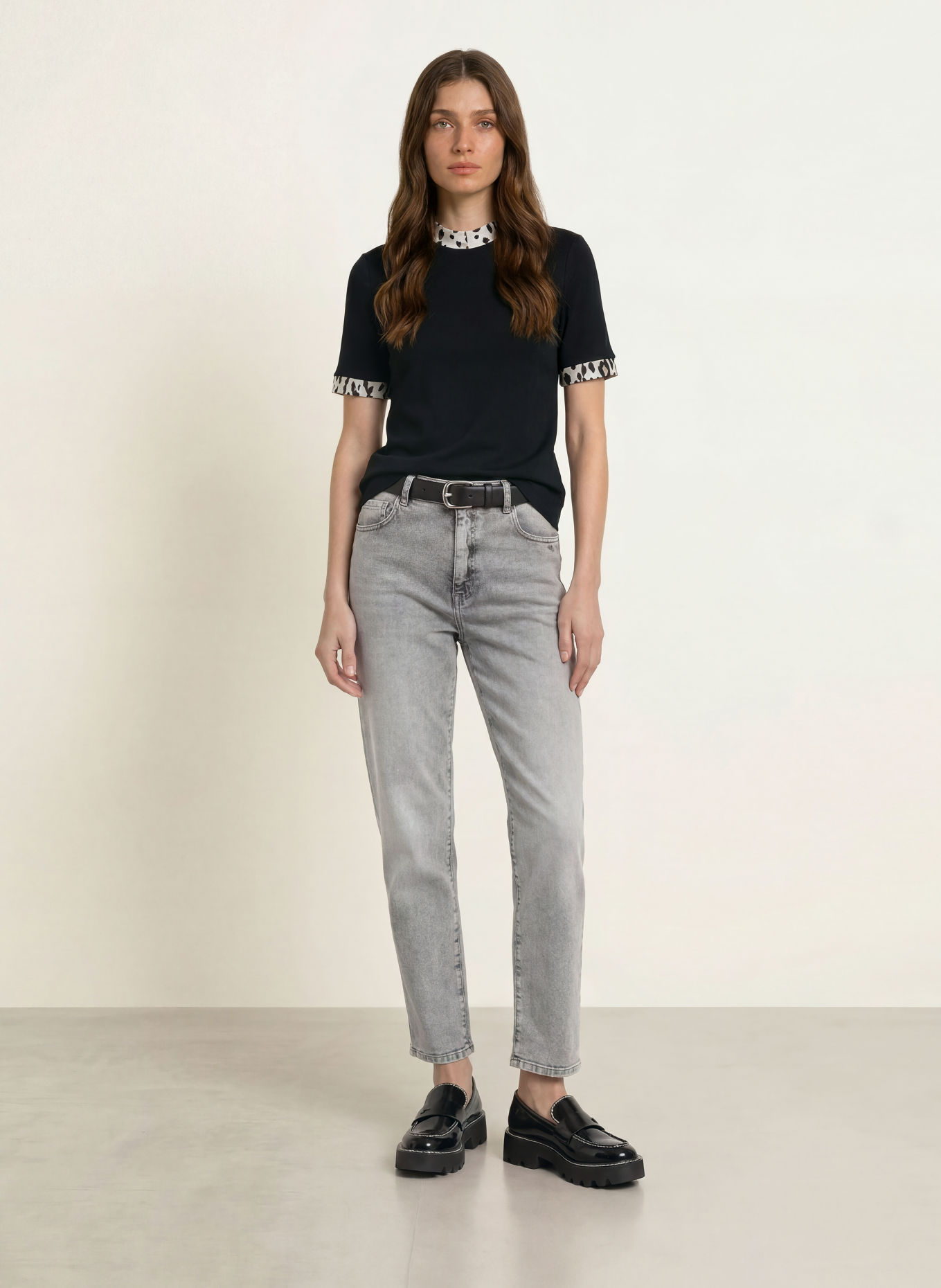 MARC CAIN T-shirt: 900 black new