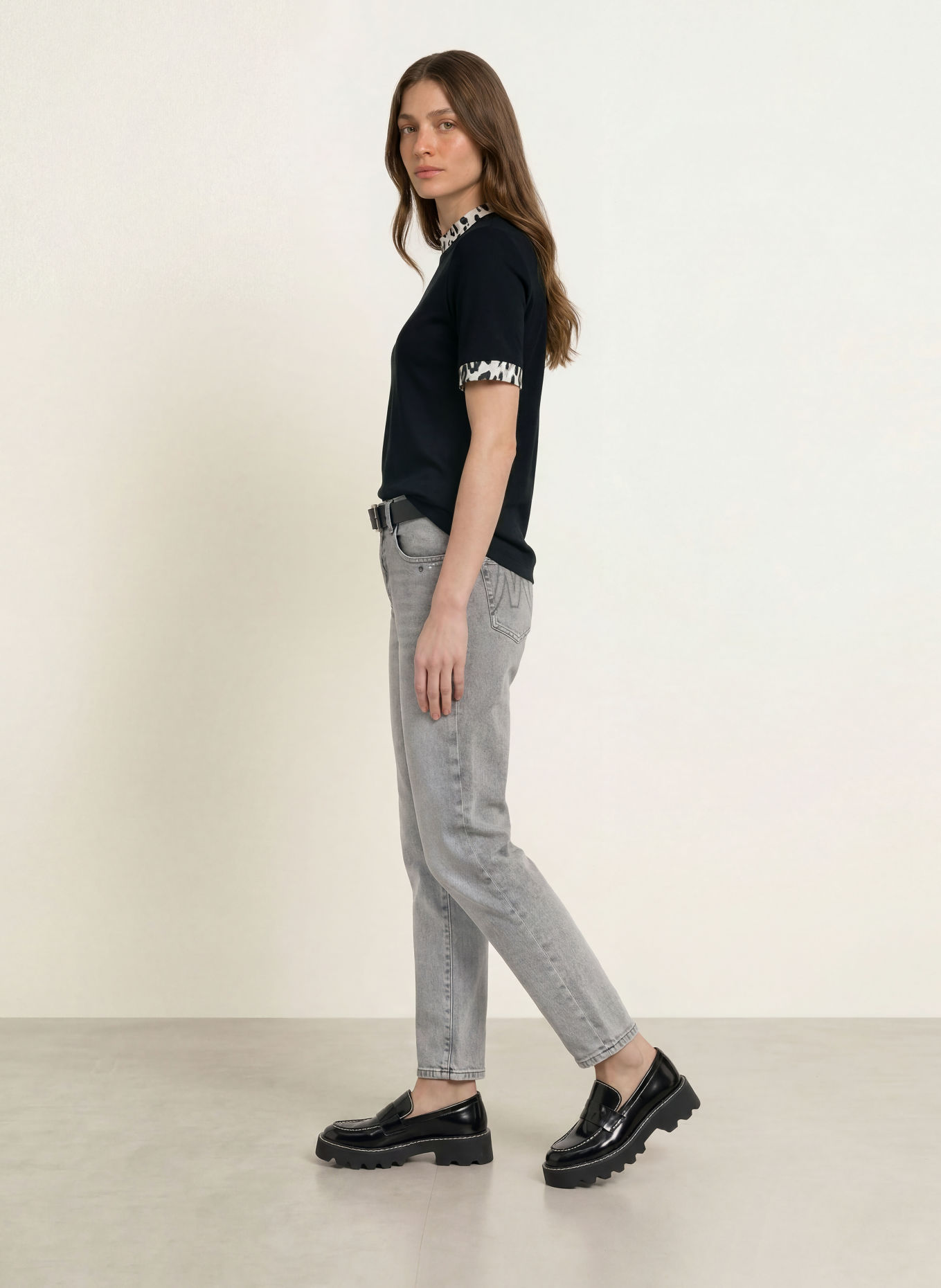 MARC CAIN T-shirt: 900 black new