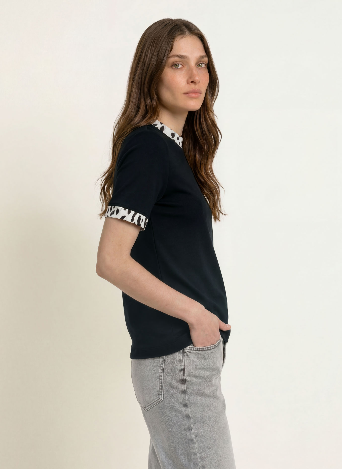 MARC CAIN T-shirt: 900 black new
