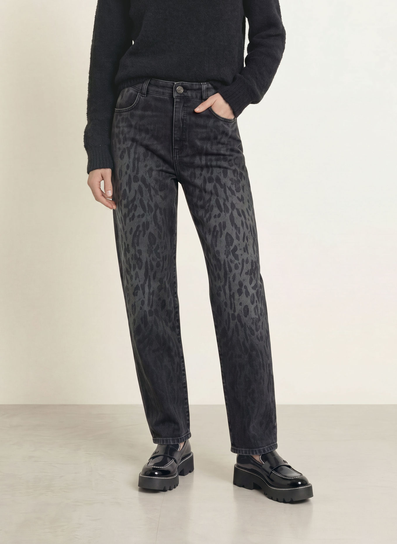 MARC CAIN Barrel Jeans RUMA: 820 GREY