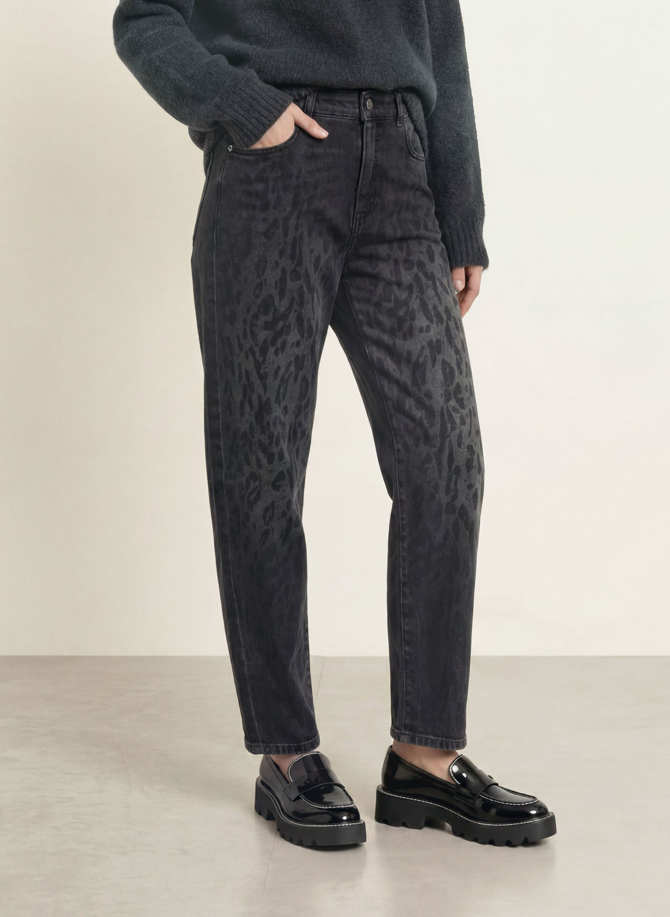 MARC CAIN Barrel Jeans RUMA: 820 GREY