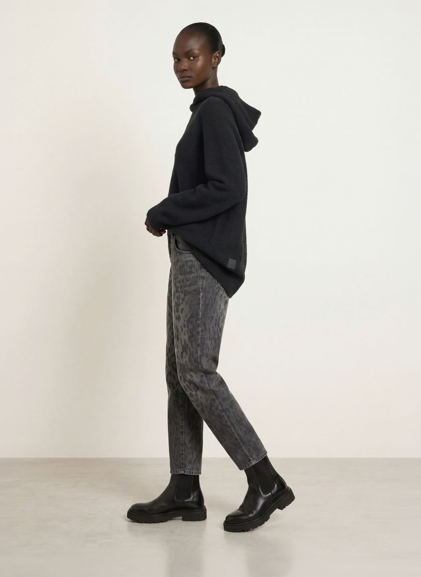MARC CAIN Knit Hoodie with Alpaca: 900 black new