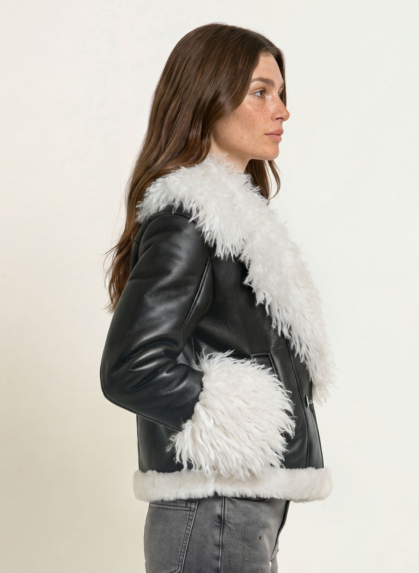 MARC CAIN Veste aspect cuir avec fourrure synthétique: 900 black new