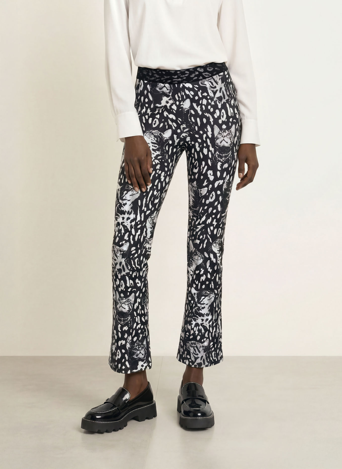 MARC CAIN Bootcut broek FREDERICA: 900 black new