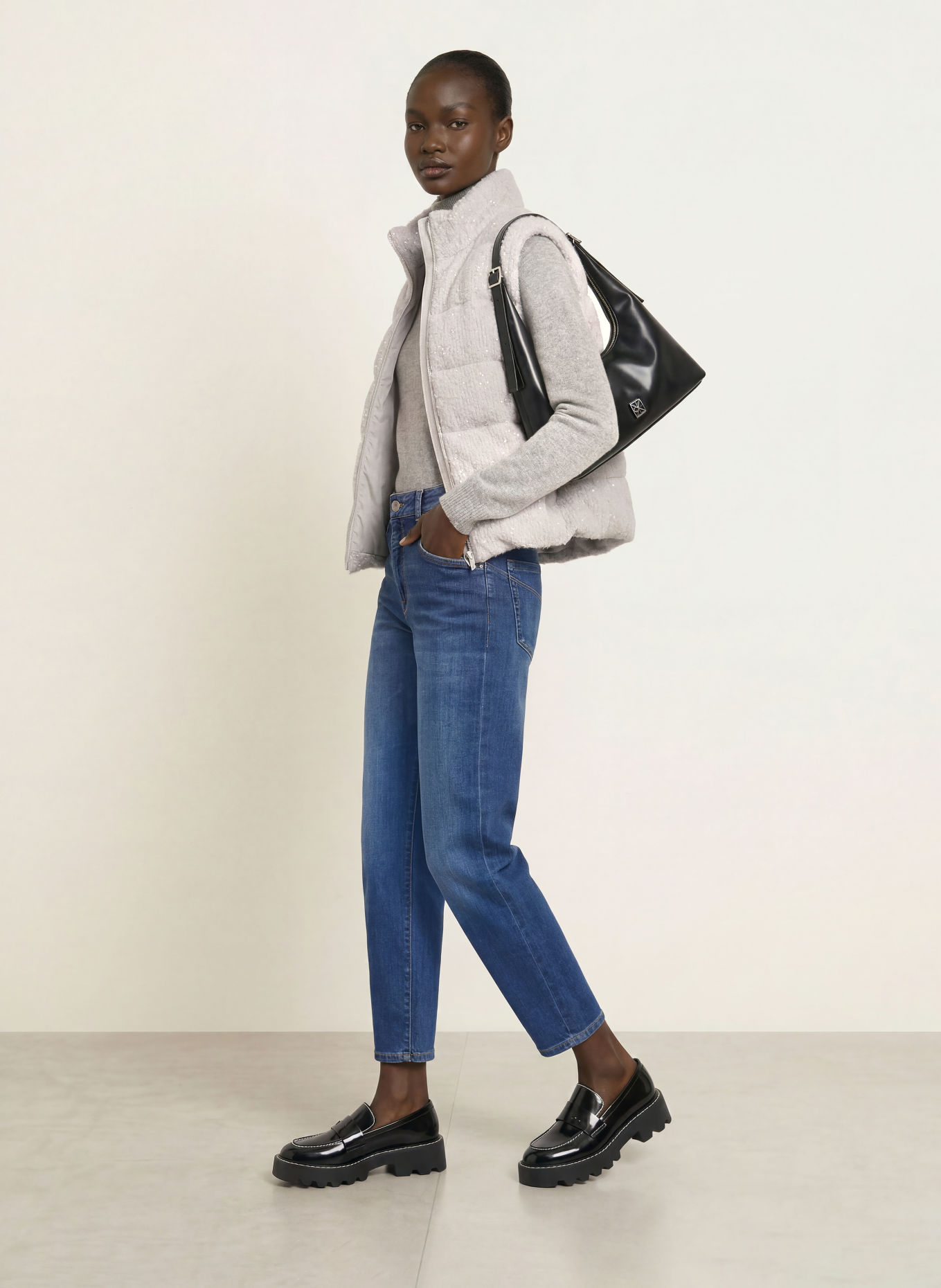 MARC CAIN Gewatteerd vest met pailletten: 802 nimbus cloud