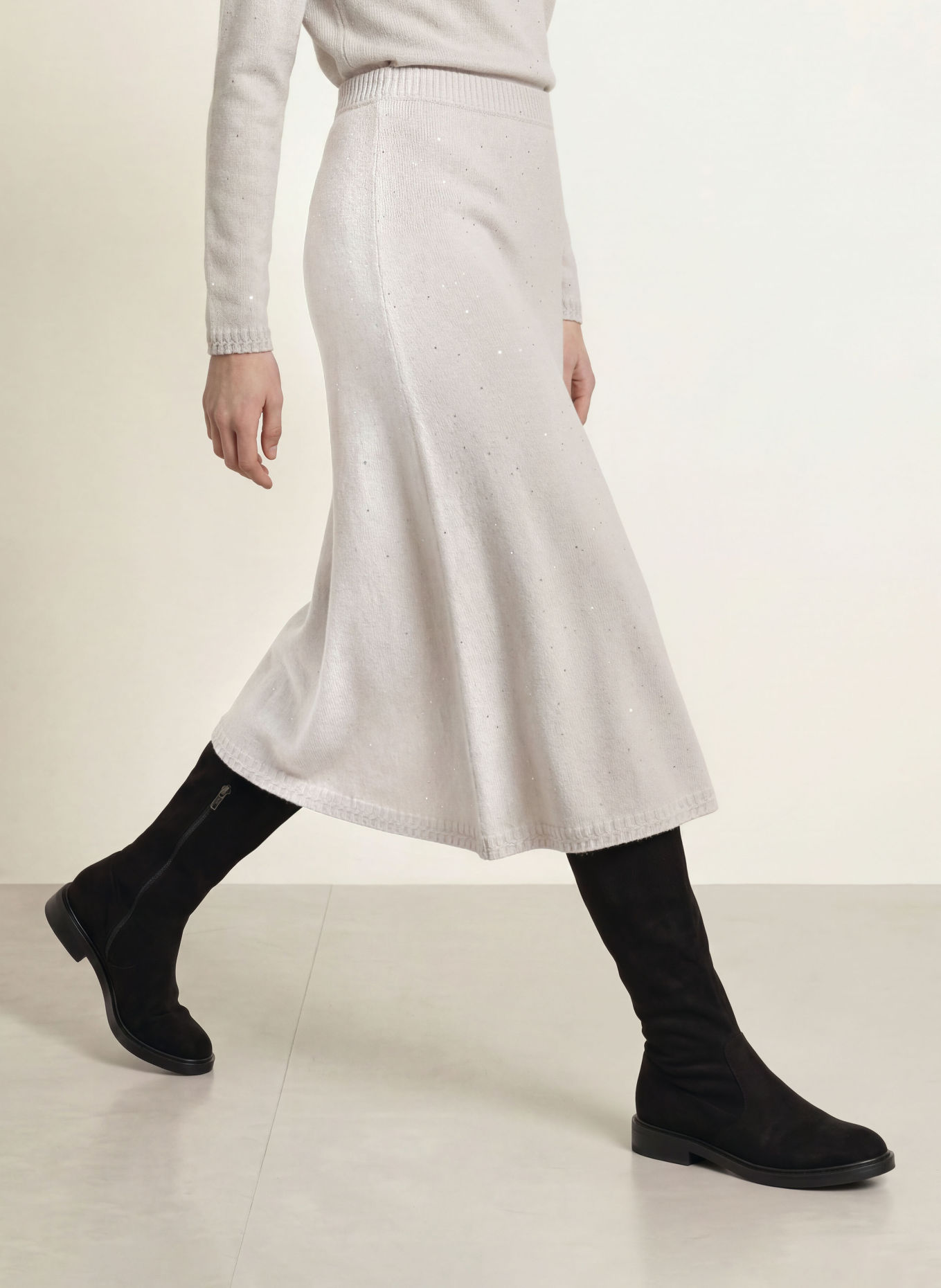 MARC CAIN Knit skirt with cashmere and sequins: 802 nimbus cloud