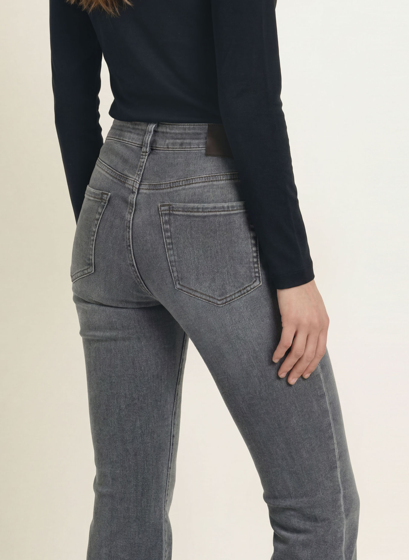 MARC CAIN Flared jeans FRENDA: 880 anthrazit