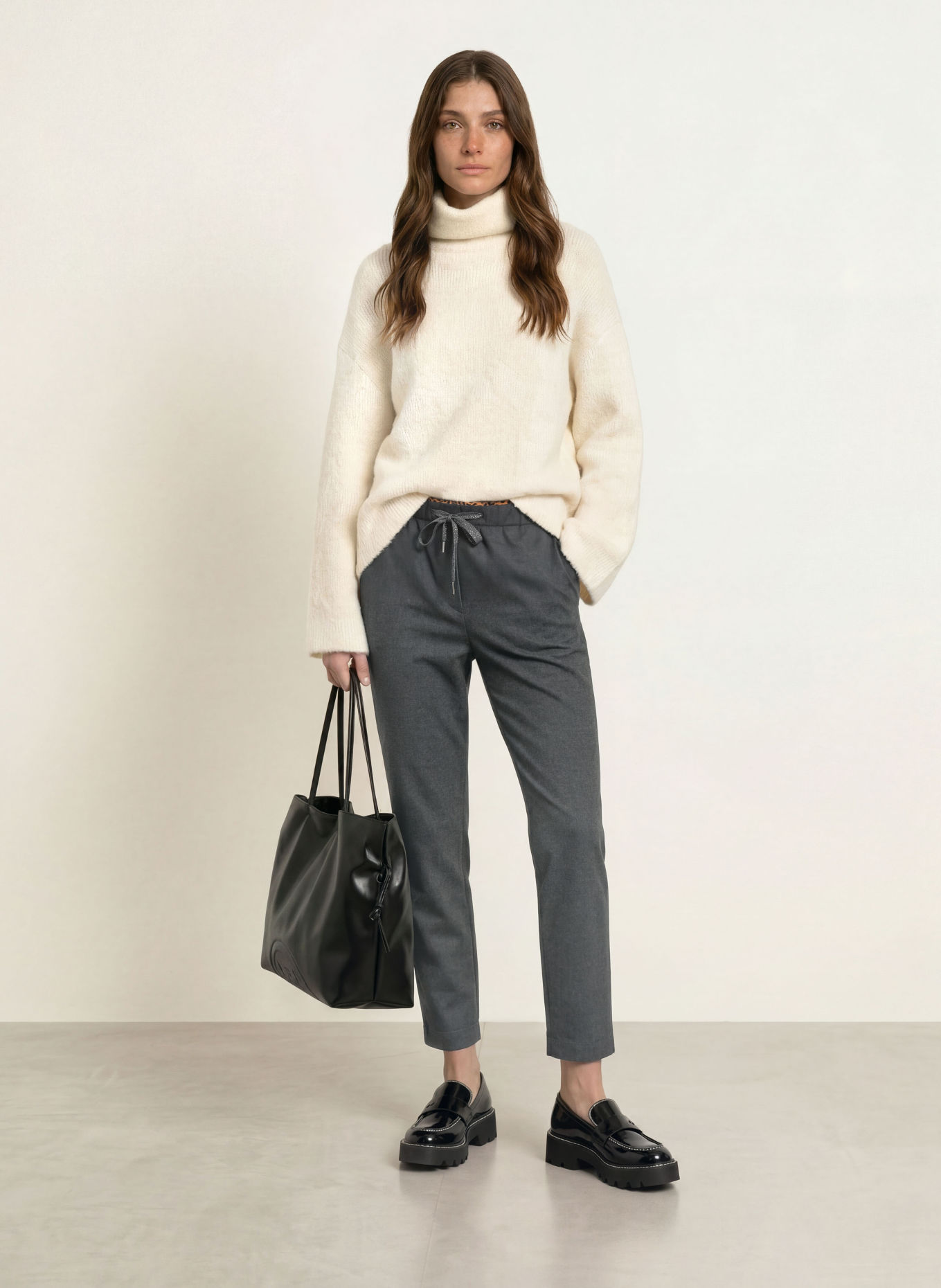 MARC CAIN RHODOS-broek in joggingstijl: 900 black new