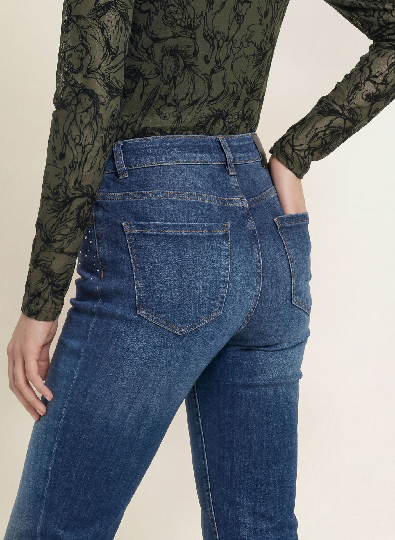 MARC CAIN Jean skinny SILEA avec strass: 357 vintage indigo