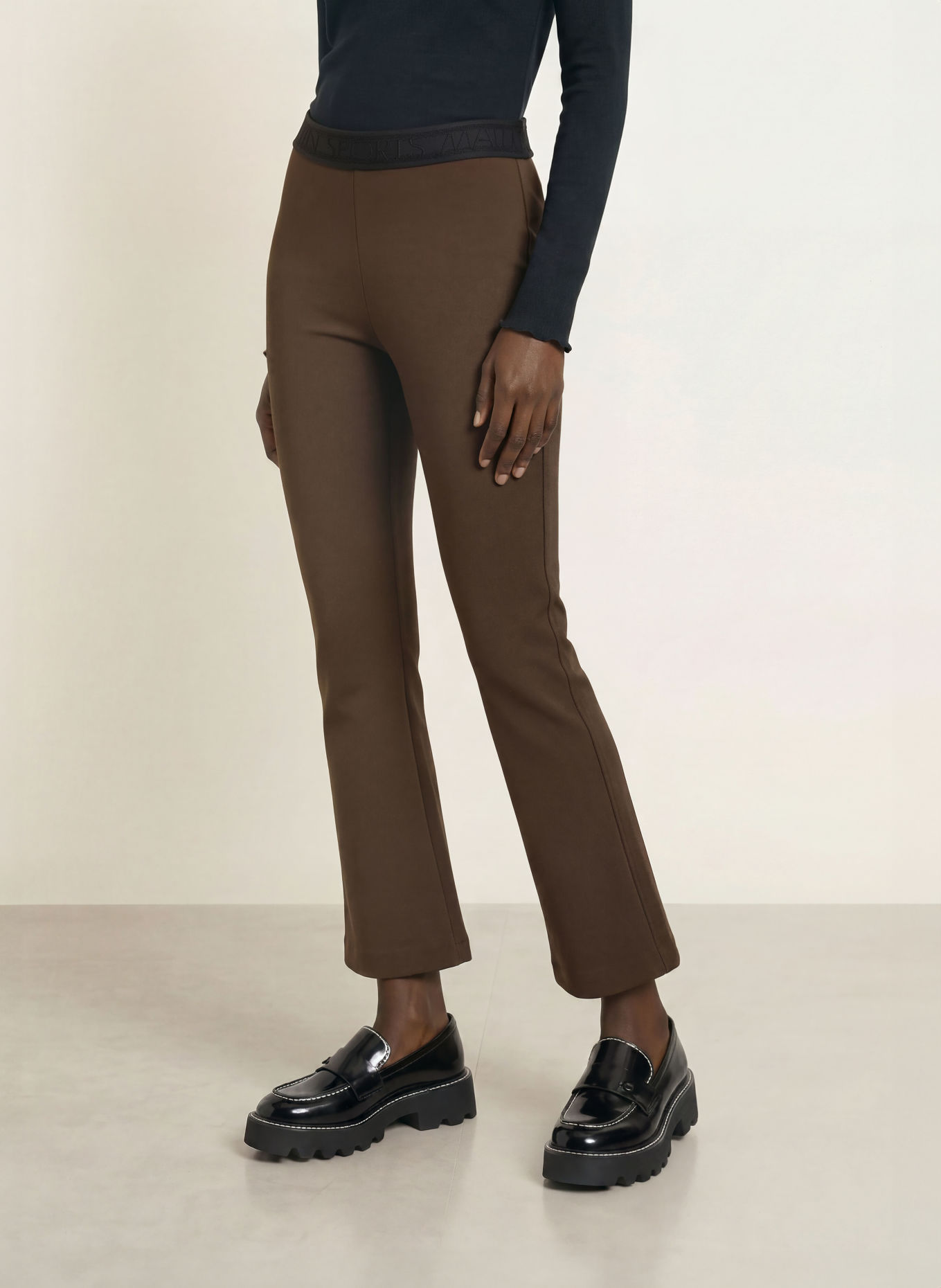 MARC CAIN Bootcut broek FREDERICA: 699 dark wood