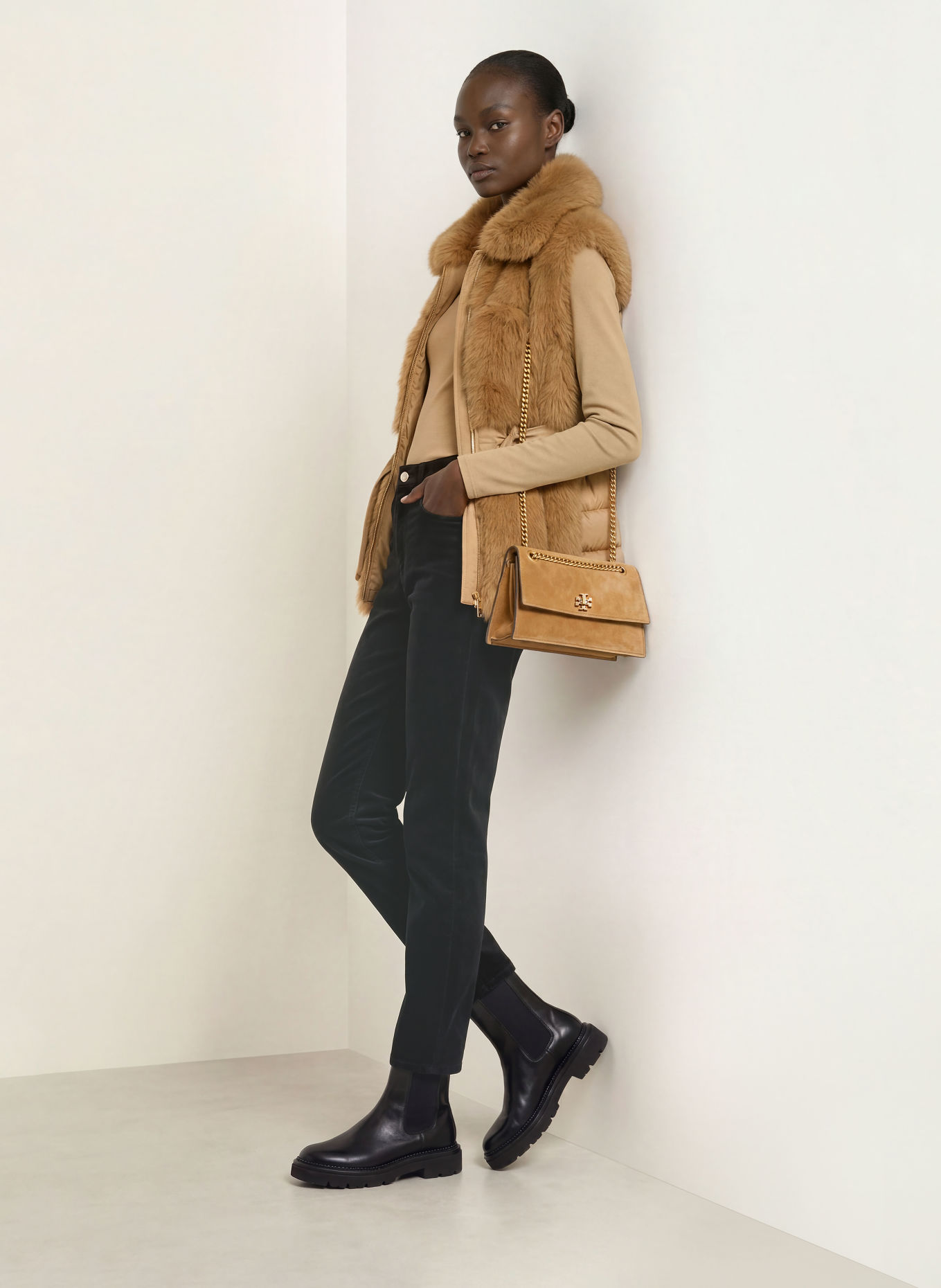 MARC CAIN FEURA Cord Pants: 900 black new