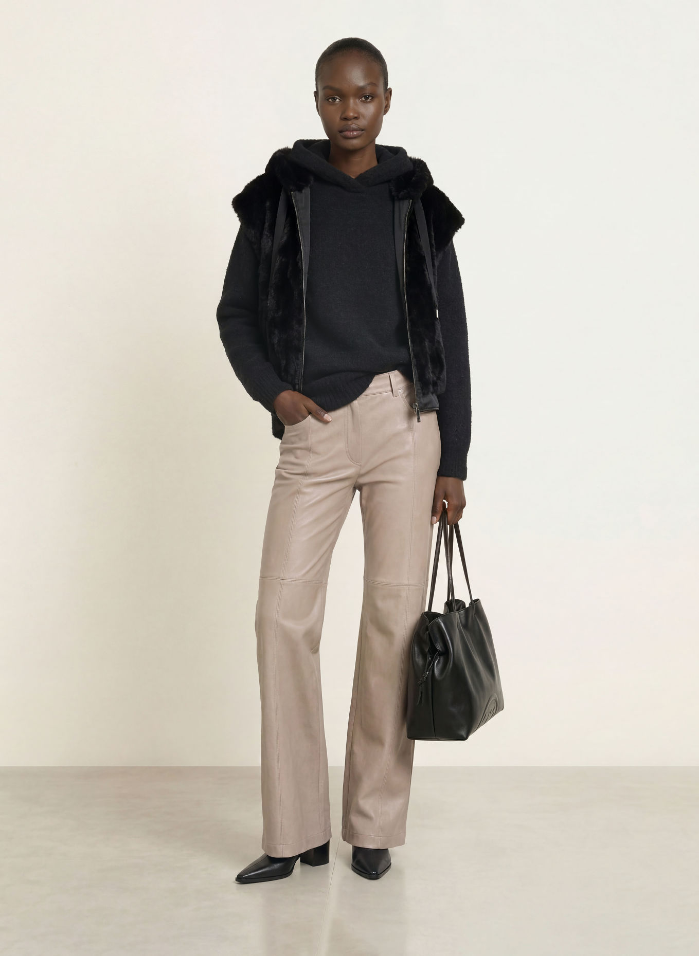 MARC CAIN WARRI Leather-Look Trousers: 662 driftwood