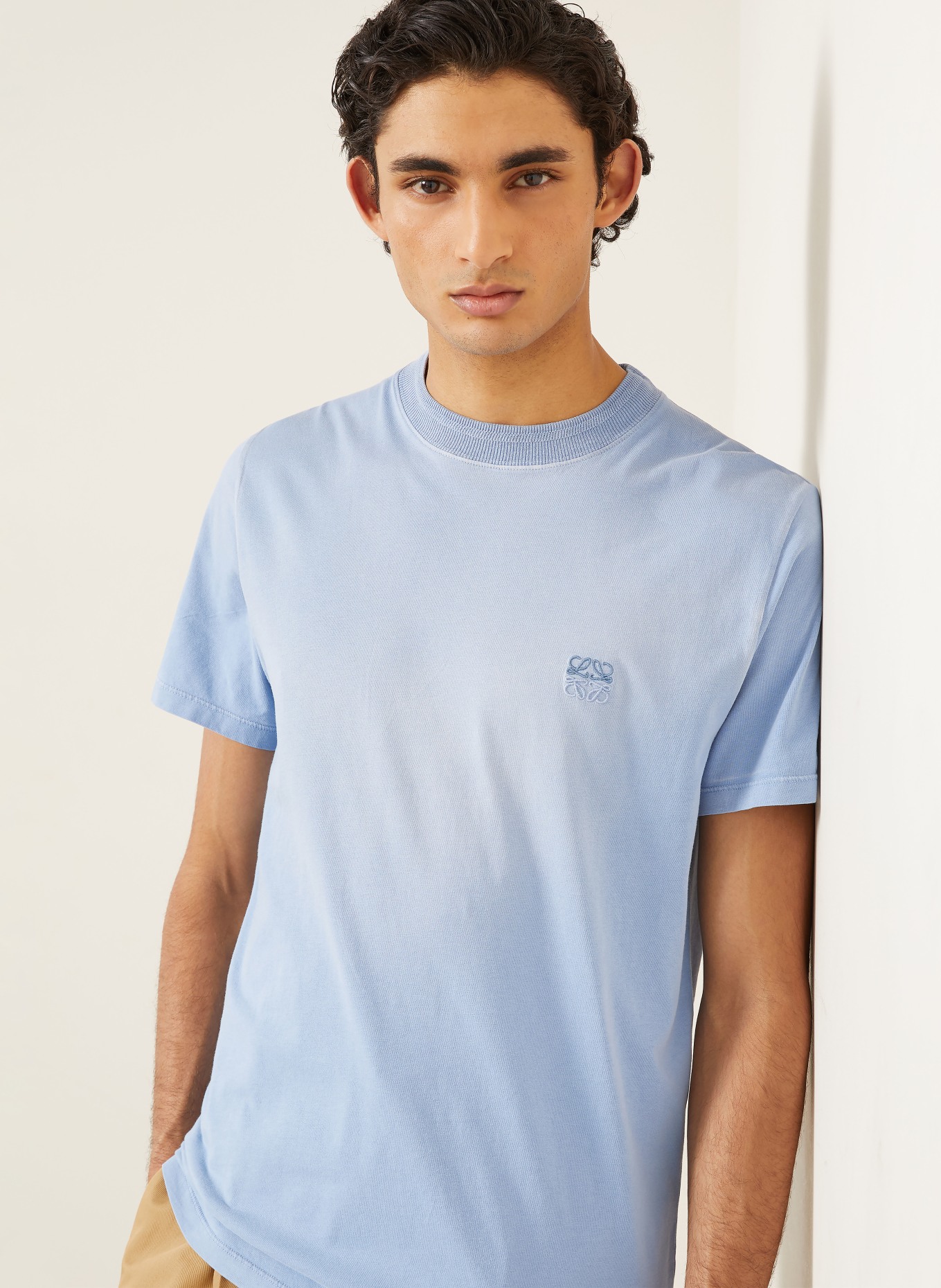 LOEWE T-shirt: LICHTBLAUW