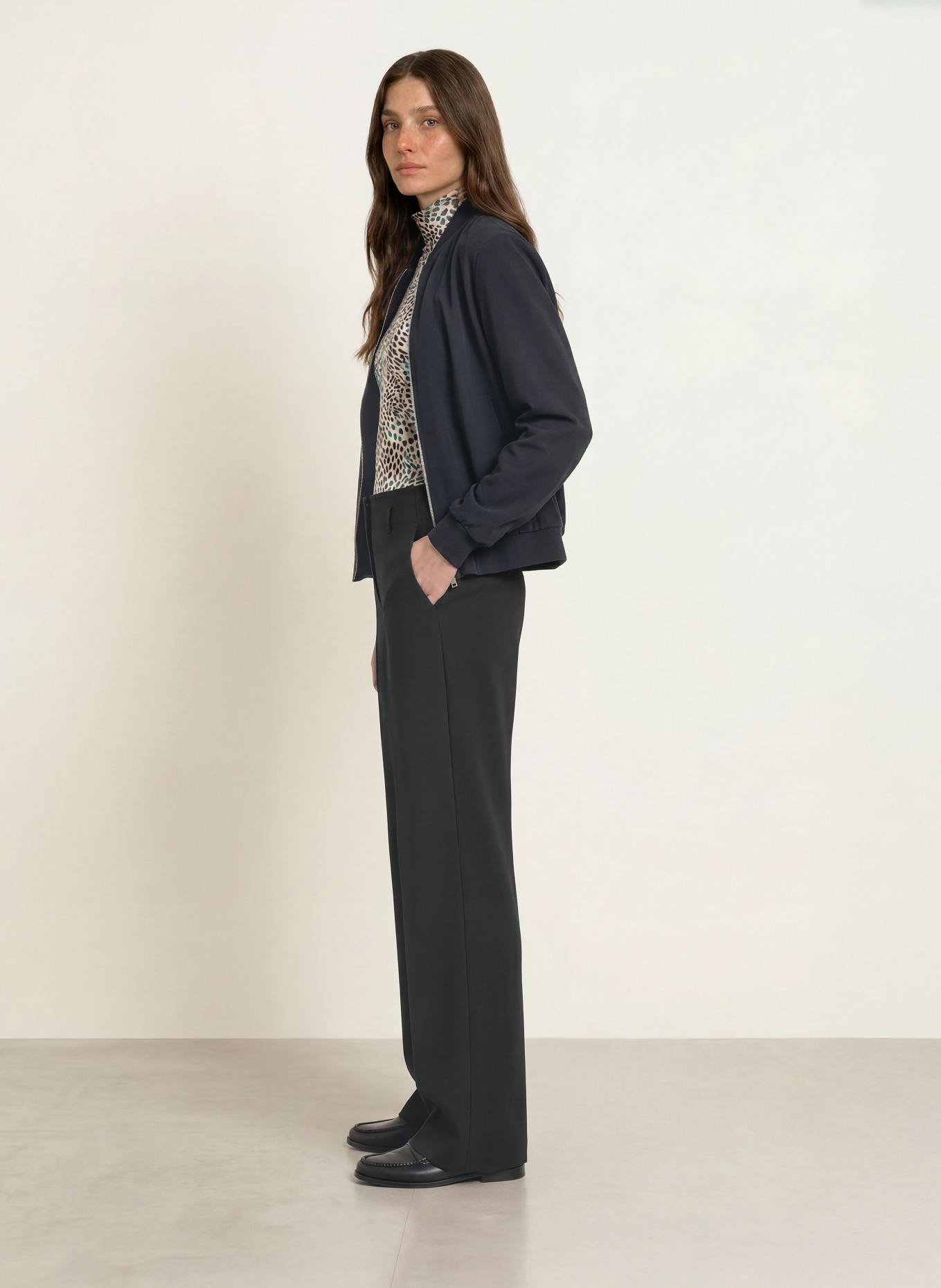 SEDUCTIVE Pantaloni Marlene ENIE: NEGRU