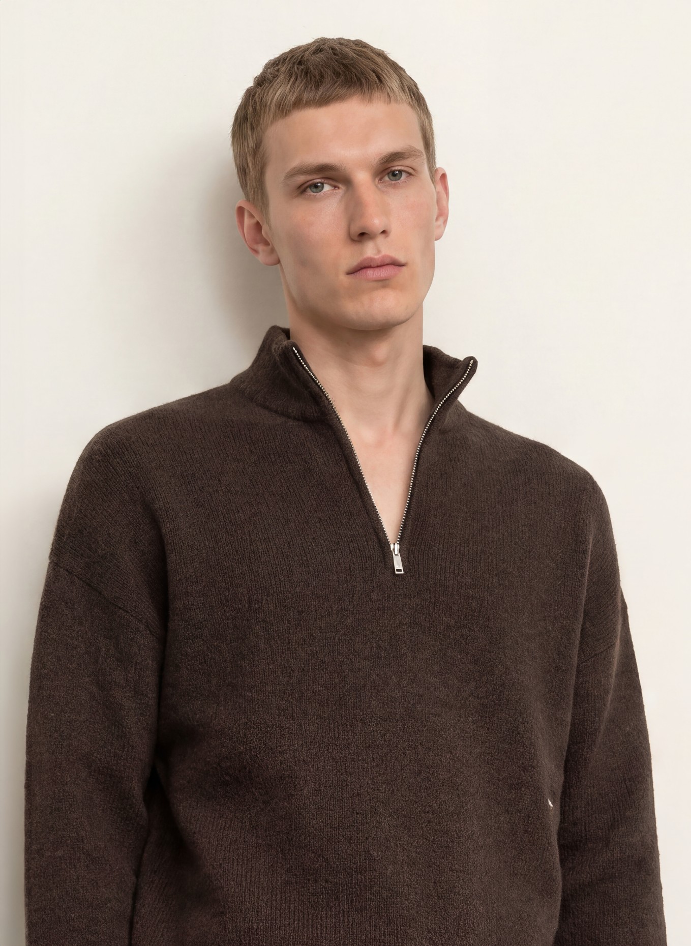 DRYKORN Troyer BENEDIO: DUNKELBRAUN
