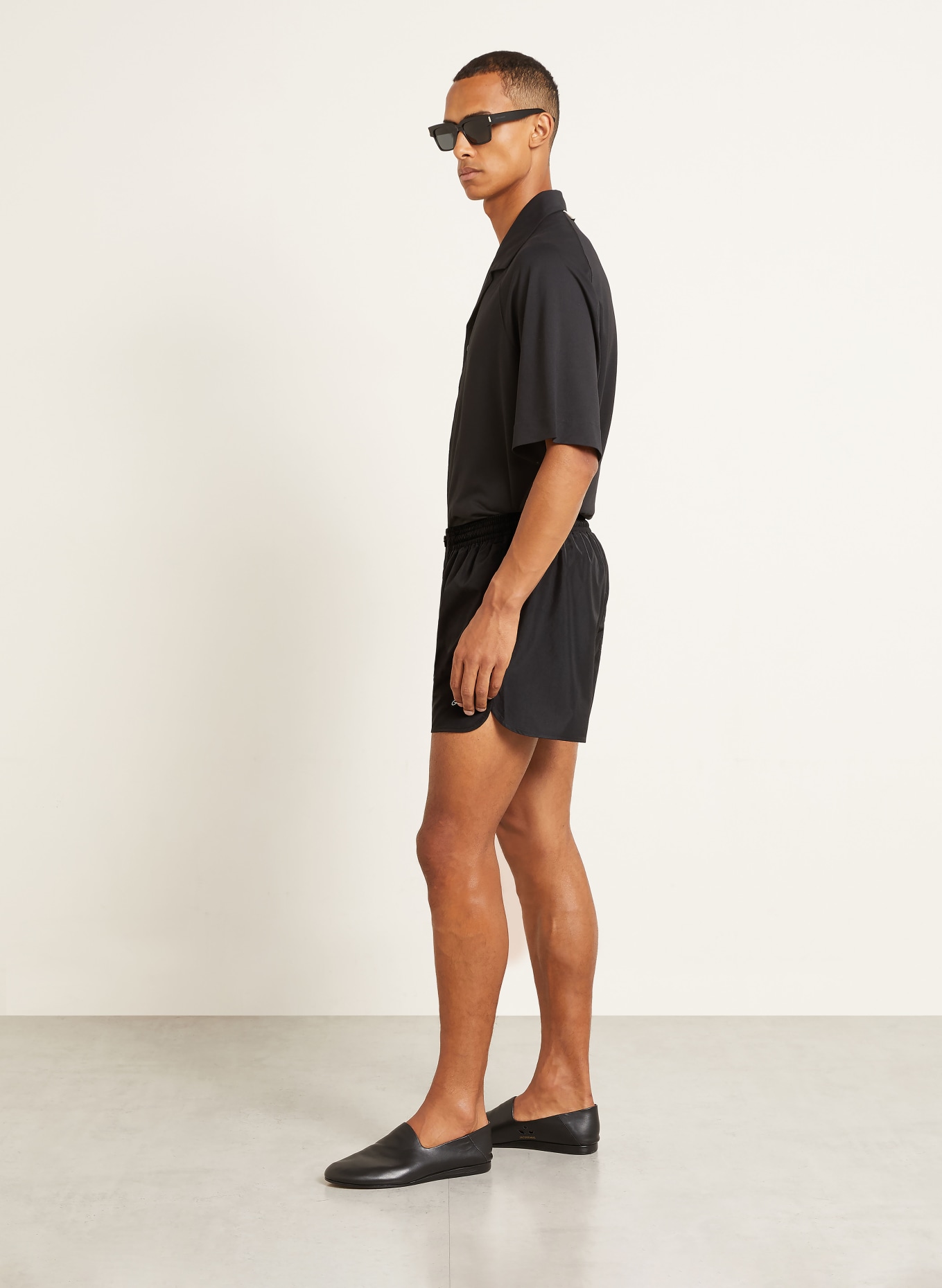 JACQUEMUS Koupací šortky LE SHORT DE BAIN PUNTINI: ČERNÁ