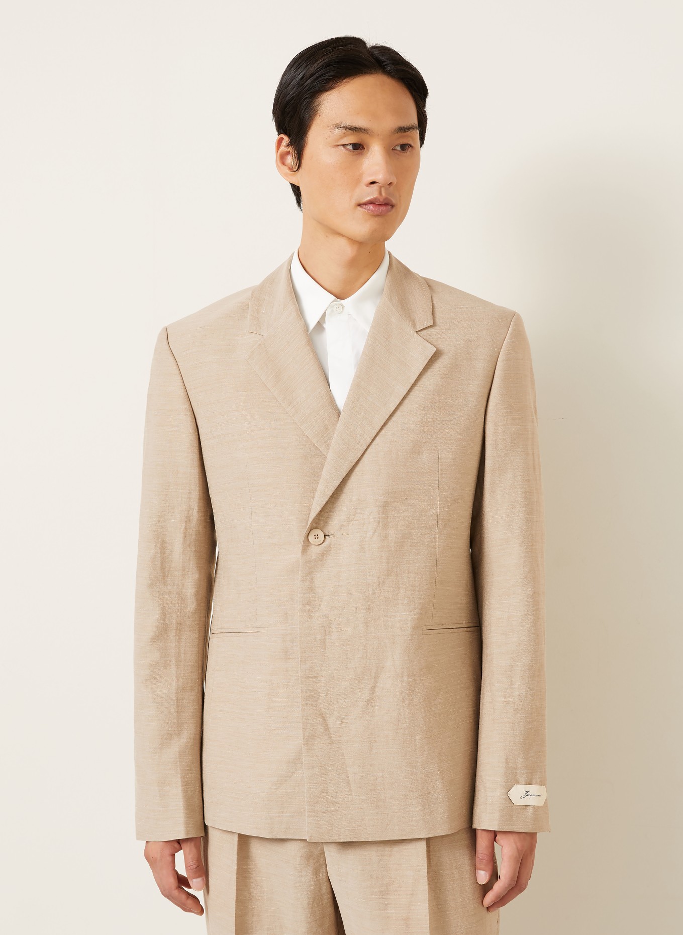 JACQUEMUS Colbert LA VESTE MELO met linnen: 150 BEIGE