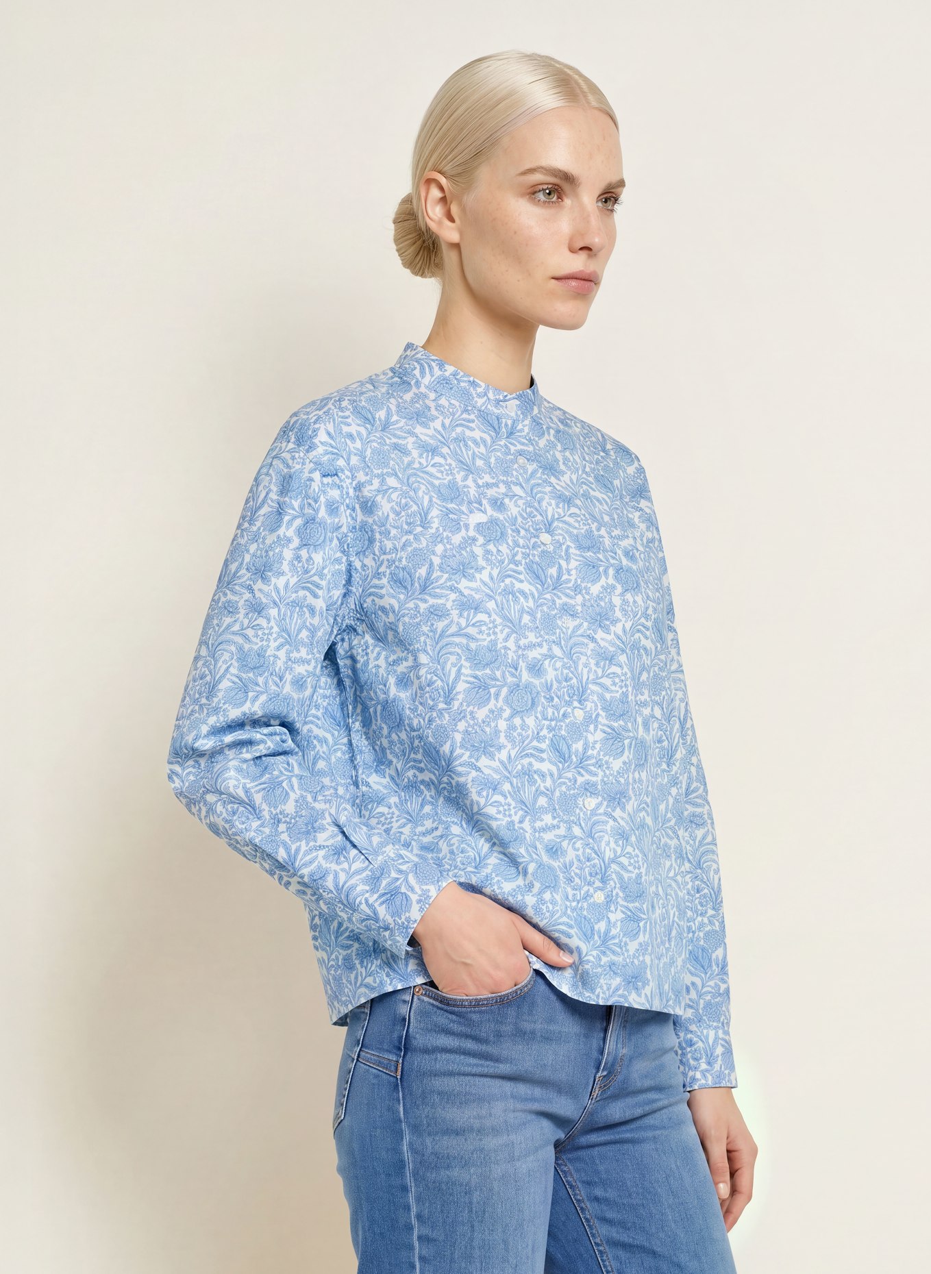TONNO & PANNA Bluse: WEISS / HELLBLAU