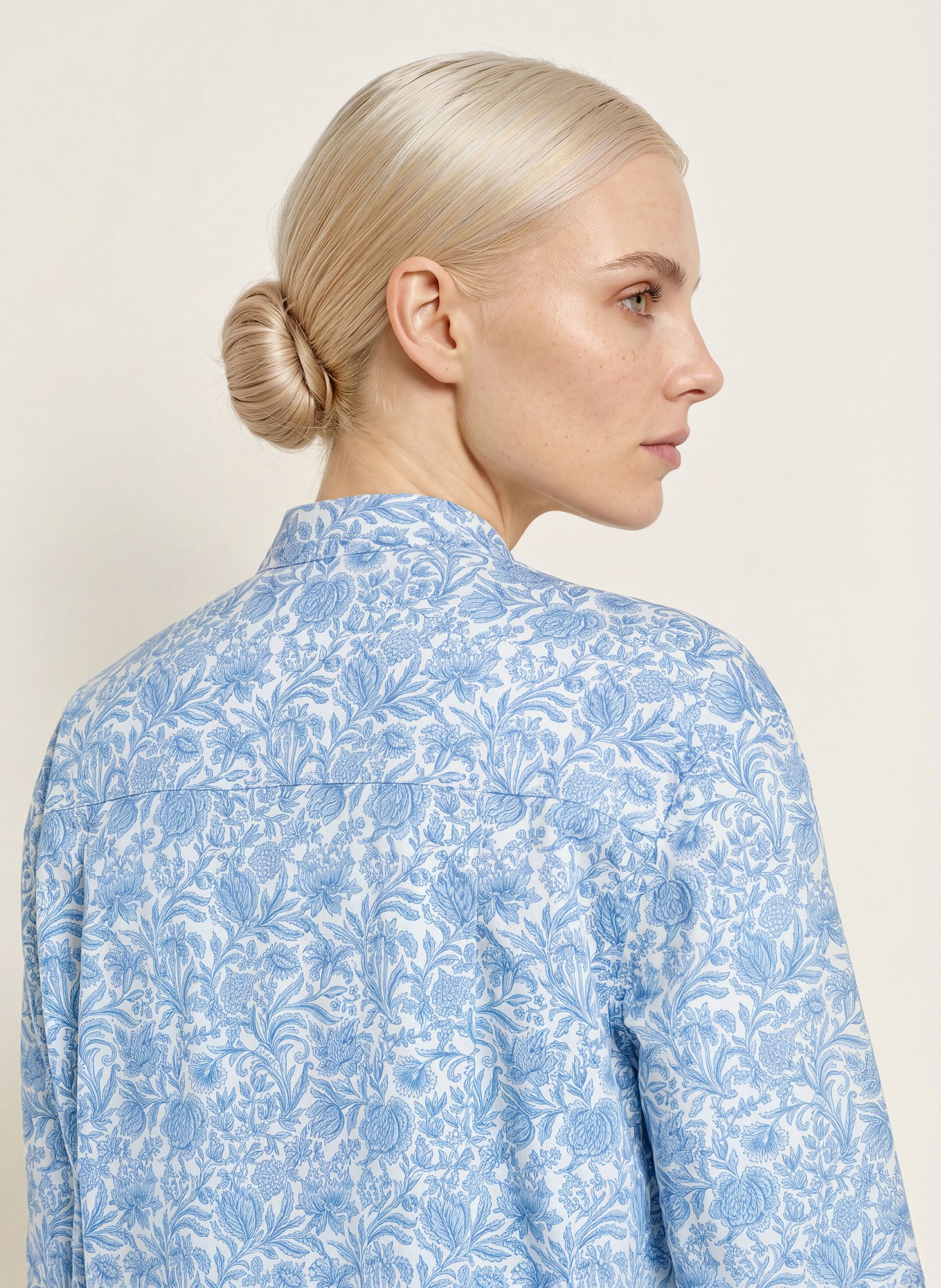 TONNO & PANNA Bluse: WEISS / HELLBLAU