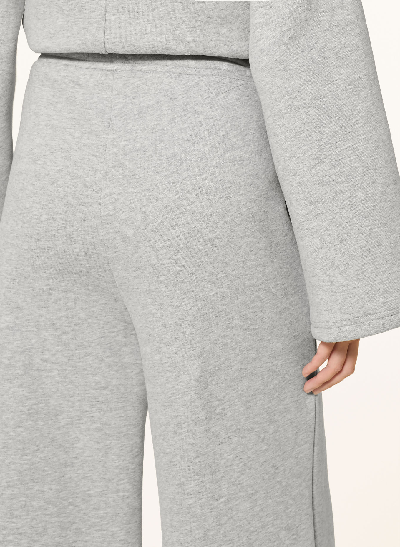 ELIAS RUMELIS Sweatpants LESEDI: HELLGRAU