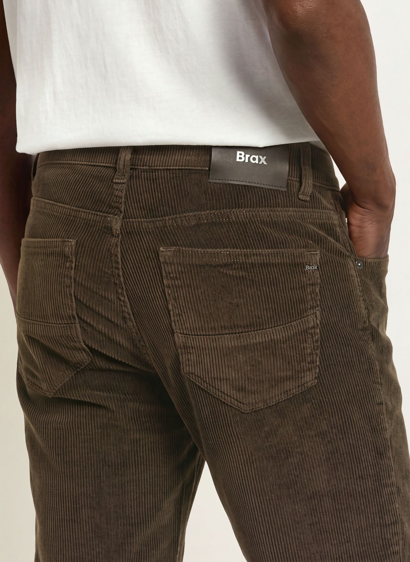 BRAX Pantalon en velours côtelé CADIZ, coupe droite: 53 CHOCOLATE
