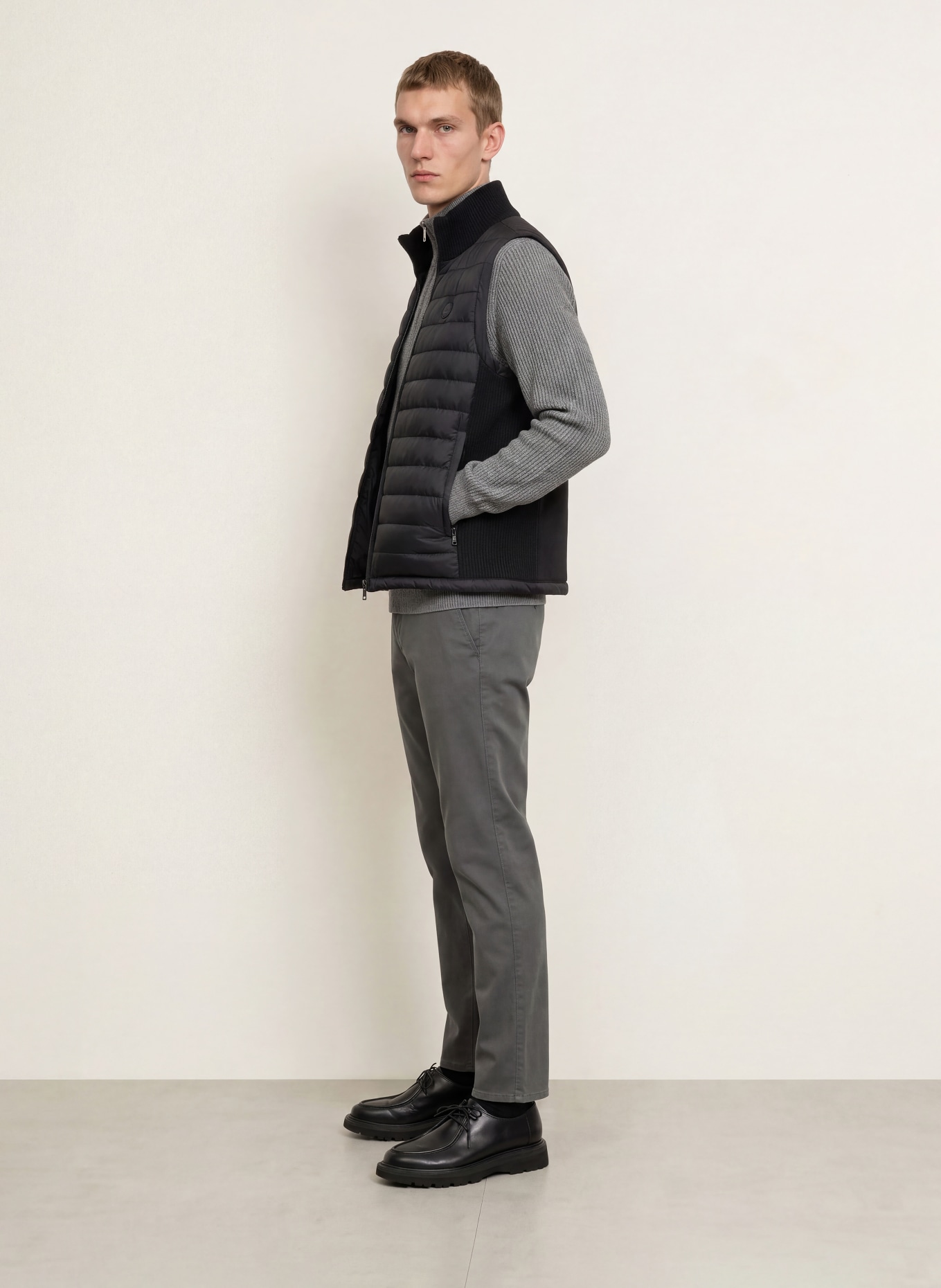 BRAX Chino FABIO IN Modern Fit: 04 GREY