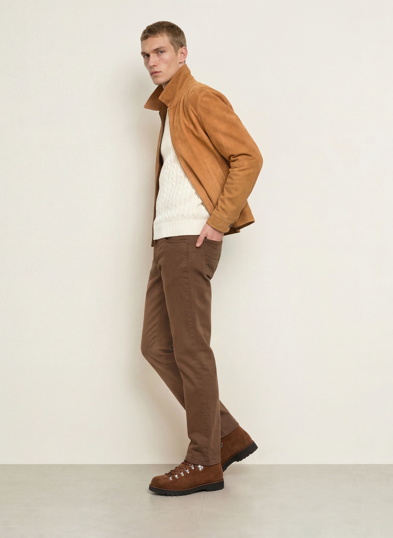 BRAX Hose CADIZ Straight Fit: 52 CHOCOALTE