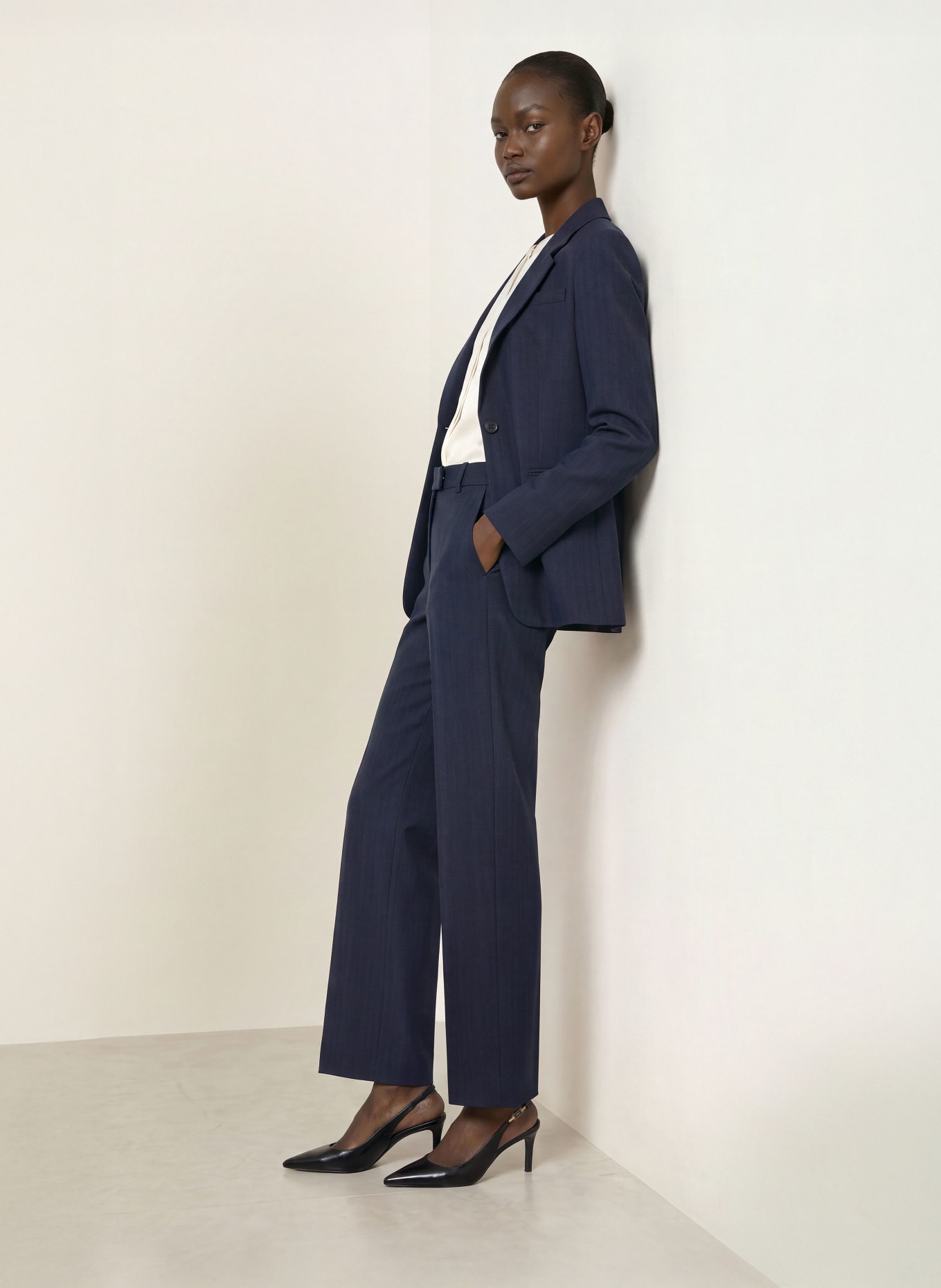 BOSS JIA Blazer: DARK BLUE