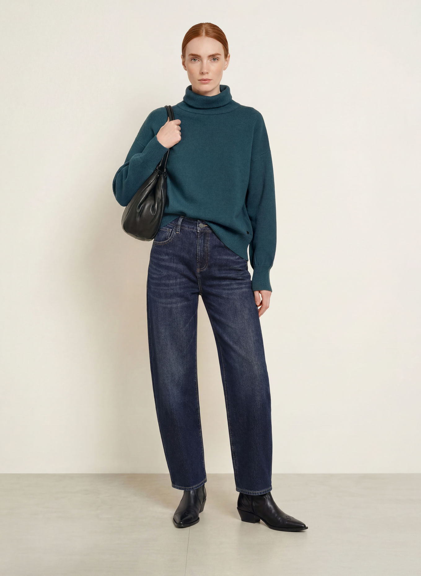ELIAS RUMELIS Jean barrel YOANA: 1491 plymouth blue