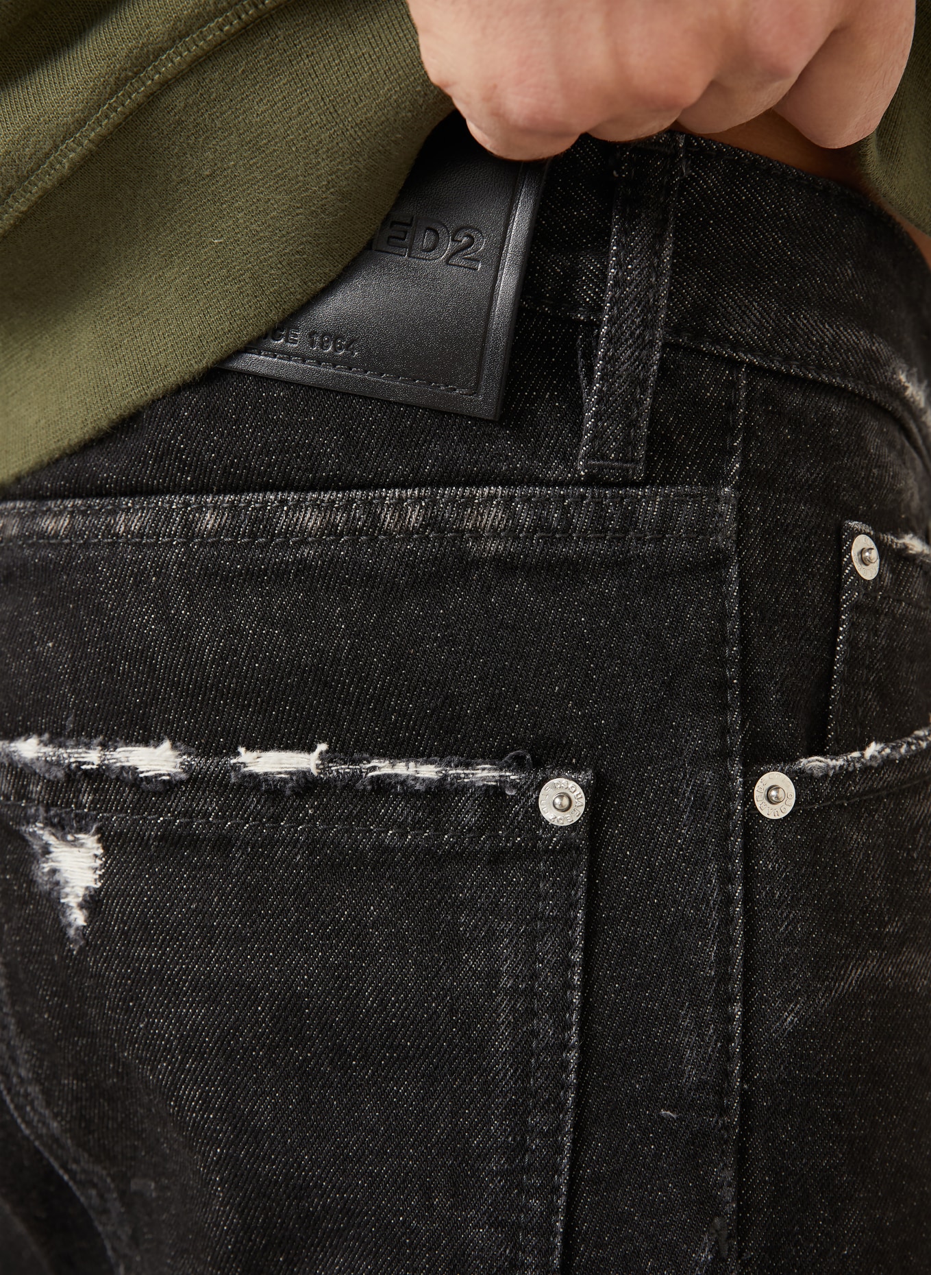 DSQUARED2 Destroyed jeans, extra slim fit: 900 BLACK