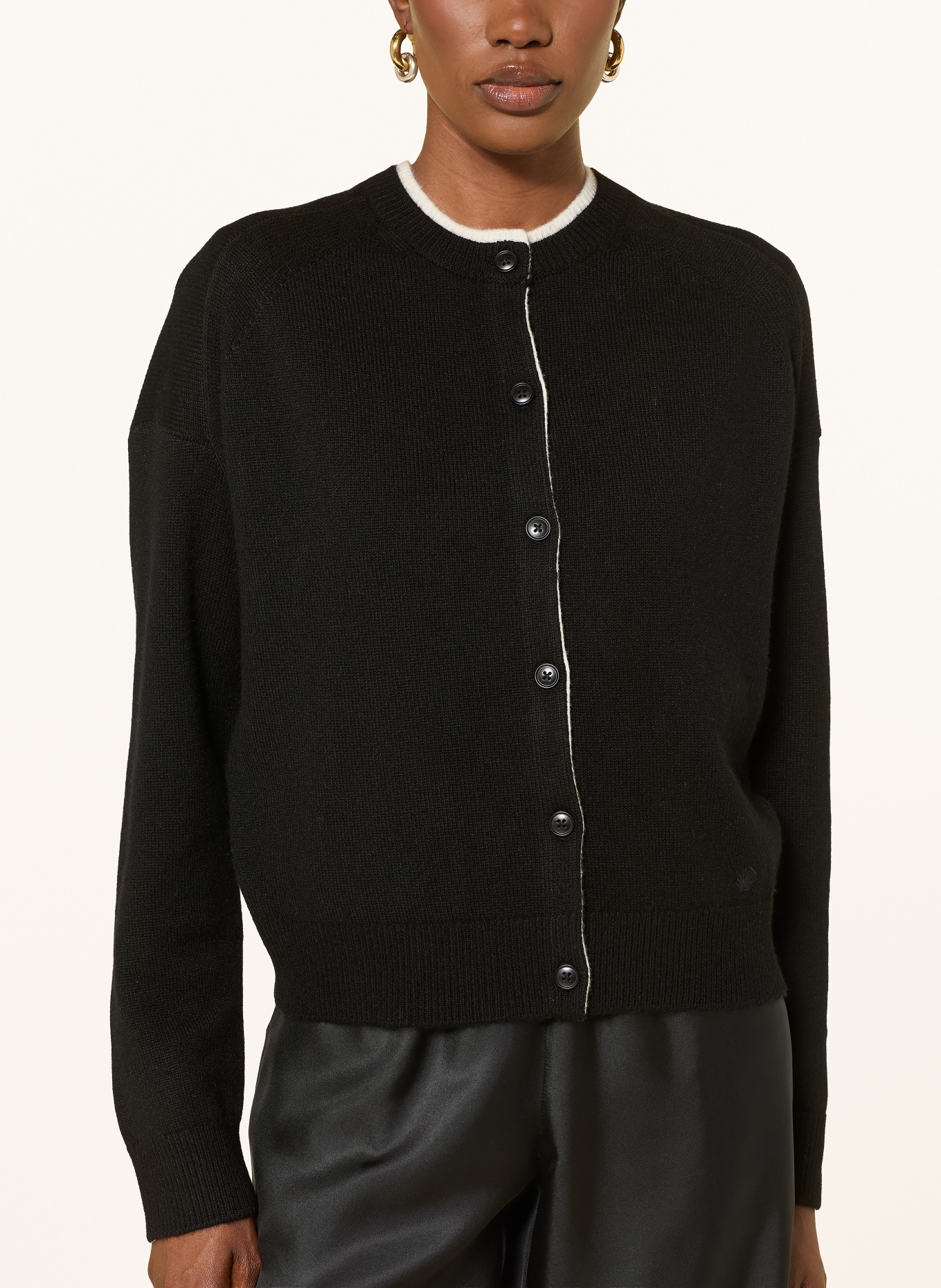 LOULOU DE SAISON NICOLA Cashmere Cardigan: BLACK / WHITE