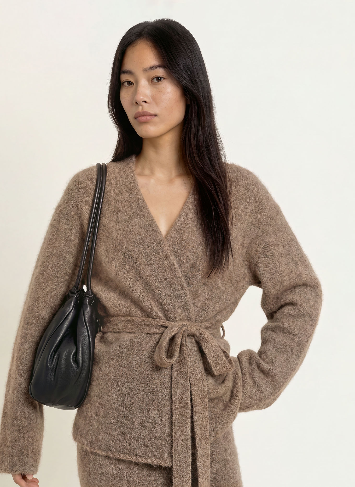 Stylein Husă tricotată NERISELLE cu mohair: MARO
