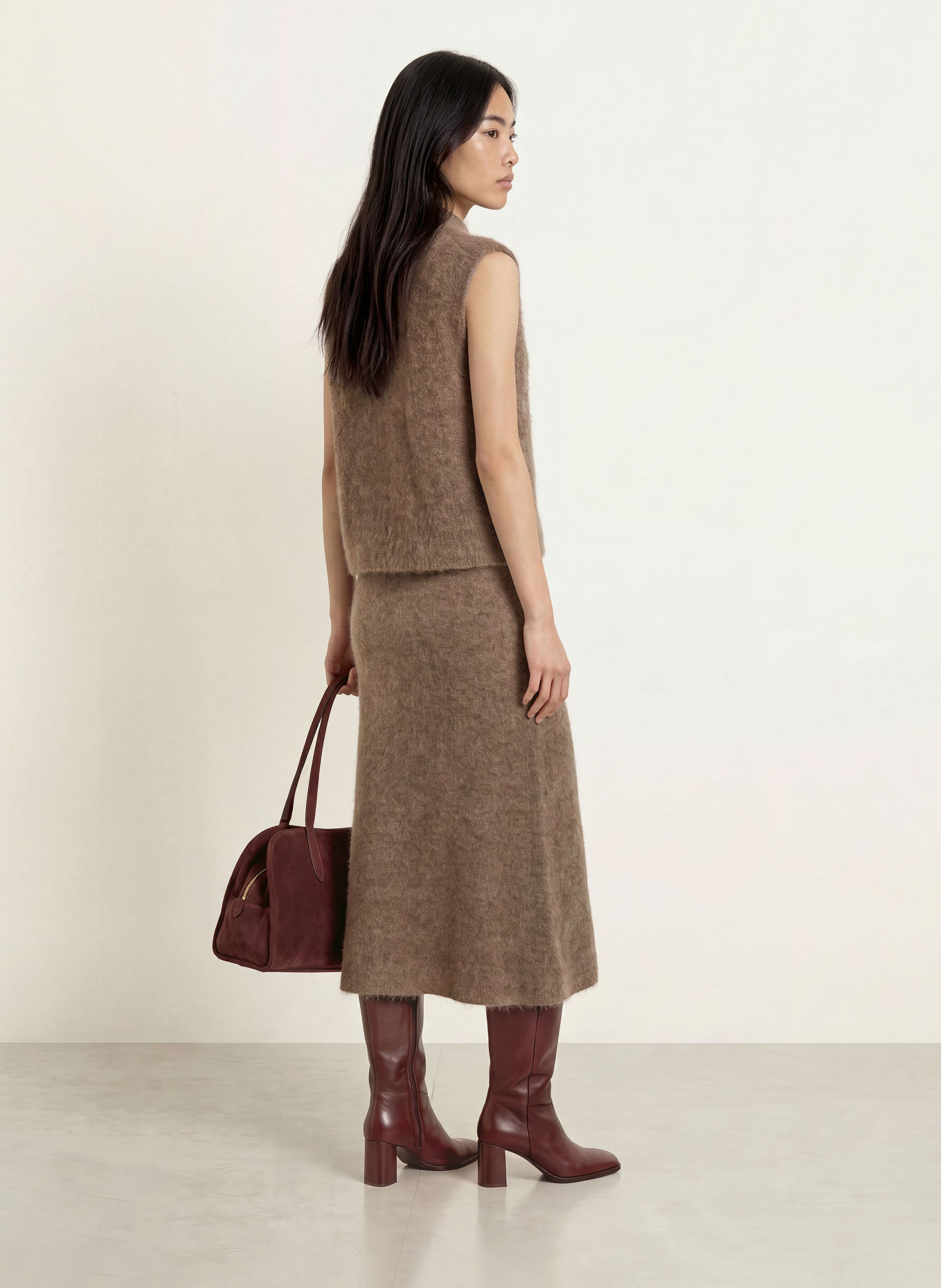 Stylein Sweter z dzianiny NELLIE z moherem: BRĄZOWY