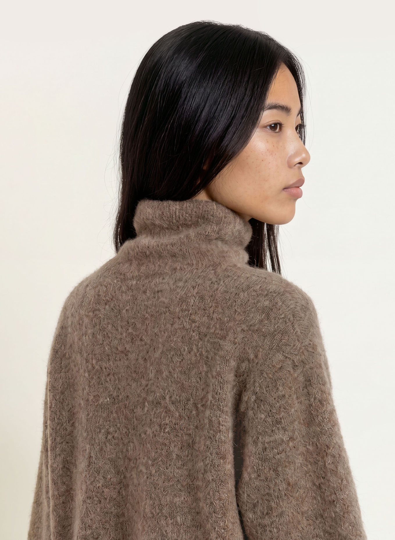 Stylein NYSSA Knit shirt with Mohair: TAUPE