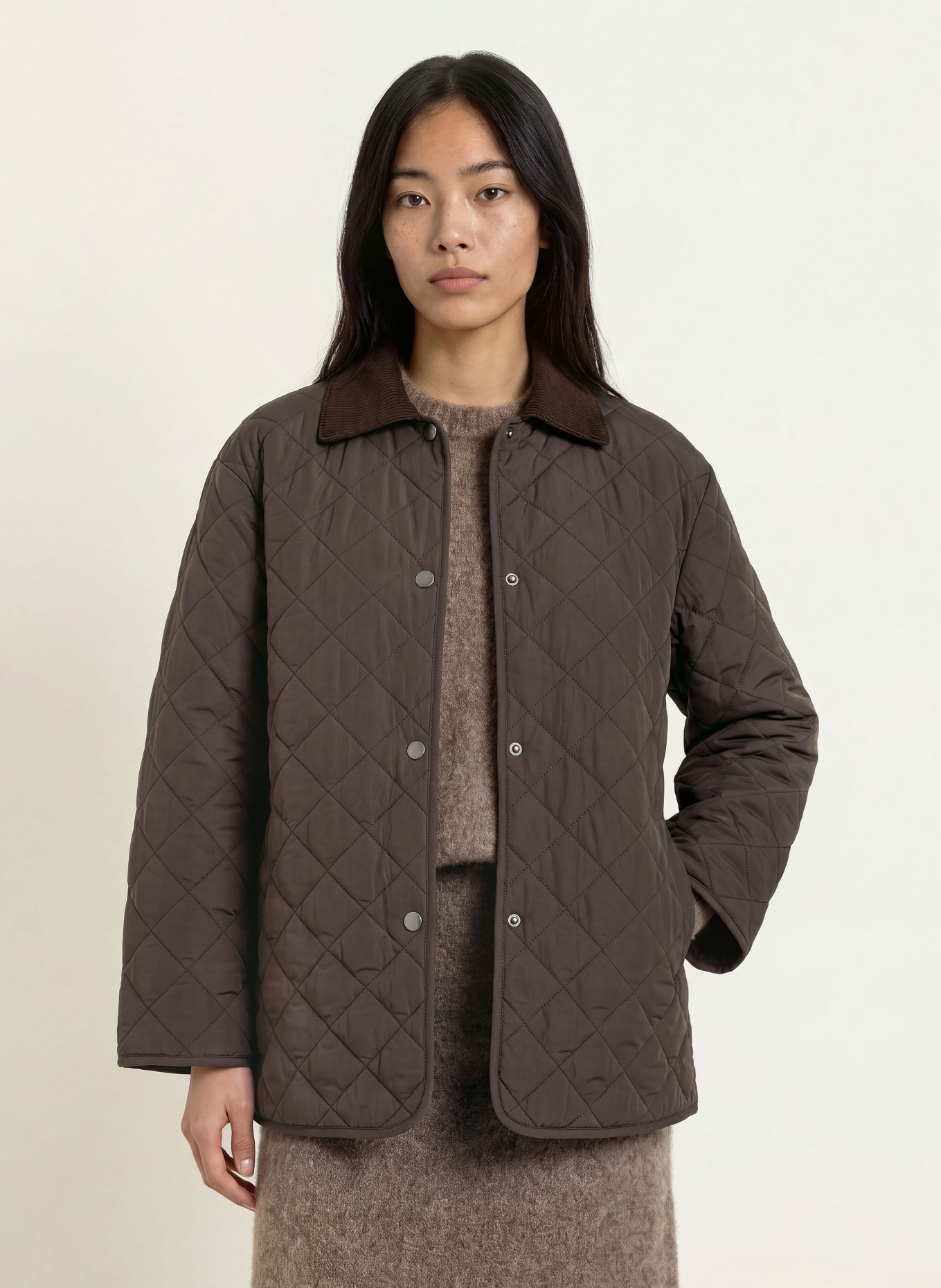 Stylein Gewatteerde jas SABRIA van corduroy: MARRON FONCÉ