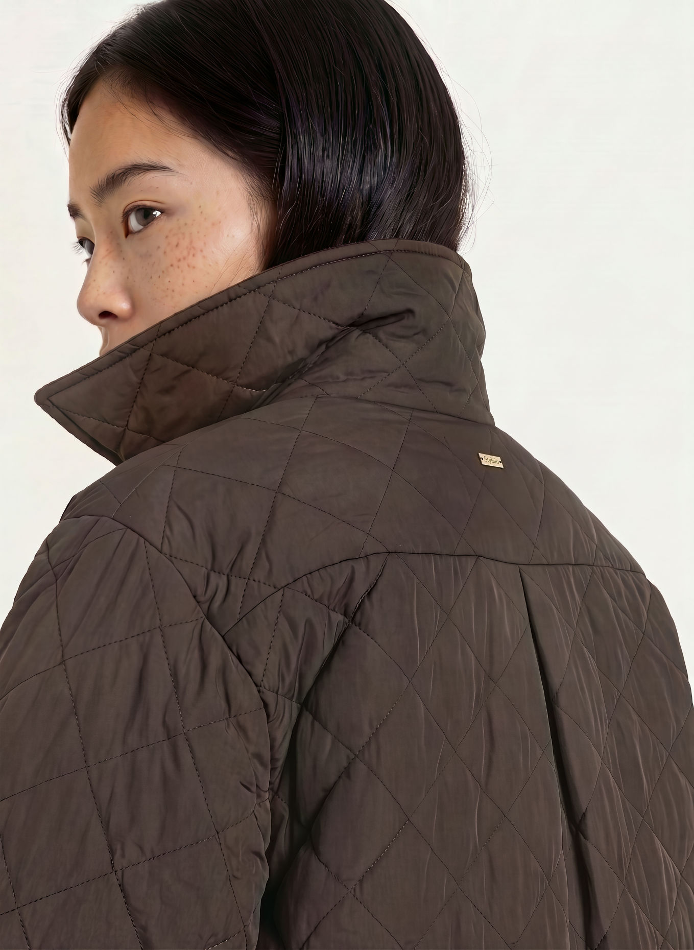 Stylein Gewatteerde jas SABRIA van corduroy: MARRON FONCÉ