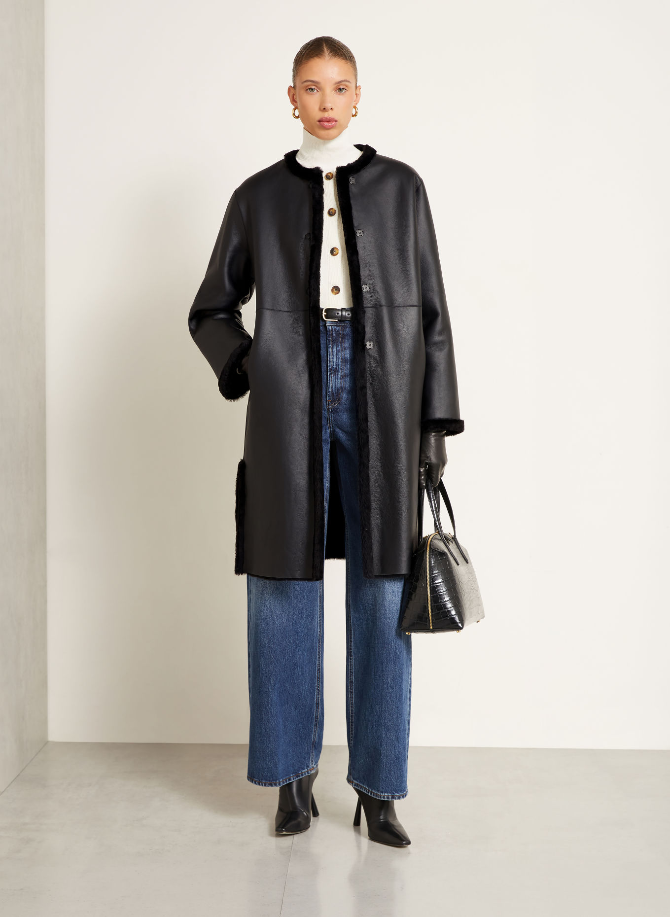 manzoni 24 Reversible leather coat: BLACK