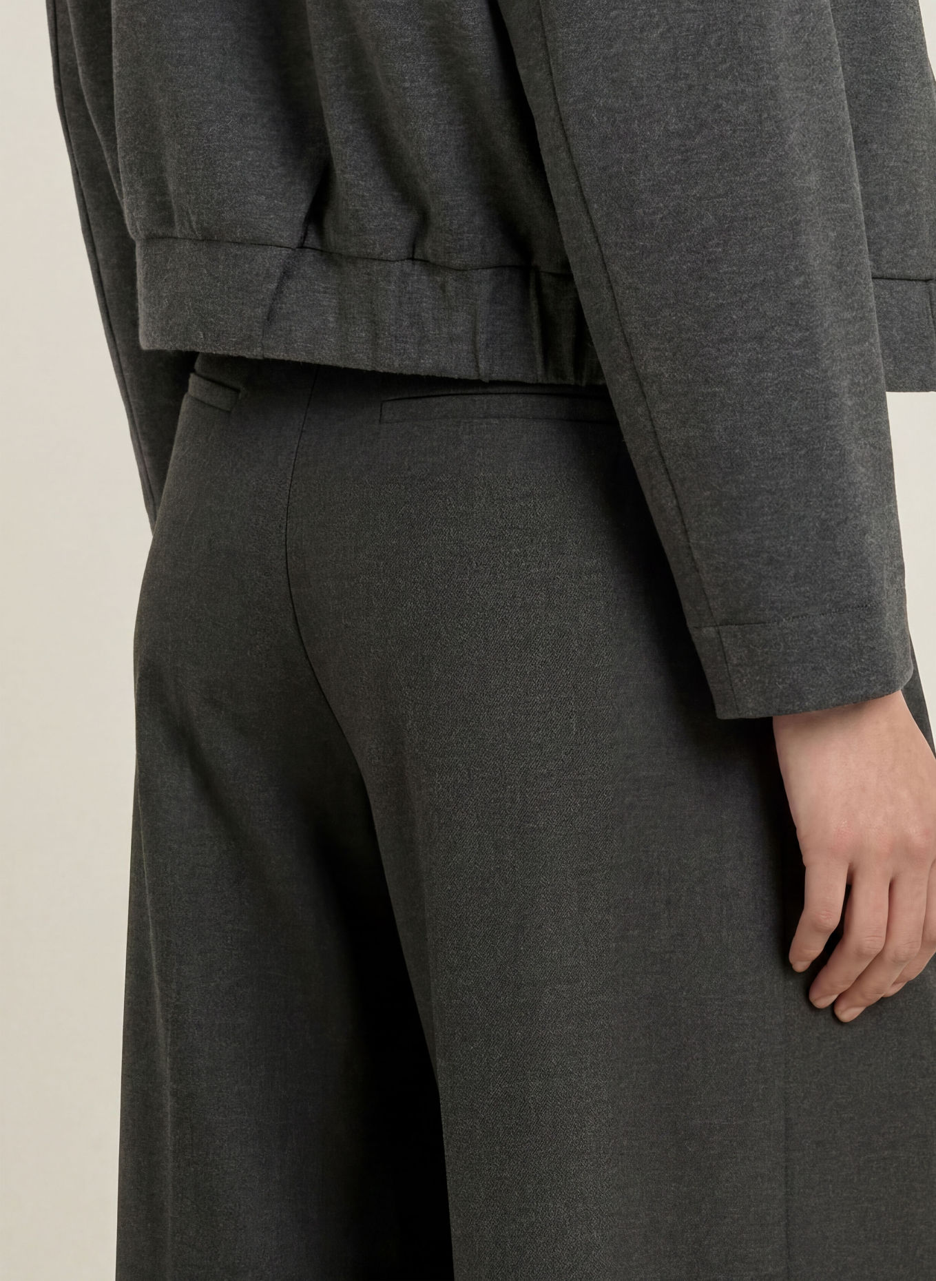 YERSE BARRY Wide-leg trousers: DARK GRAY