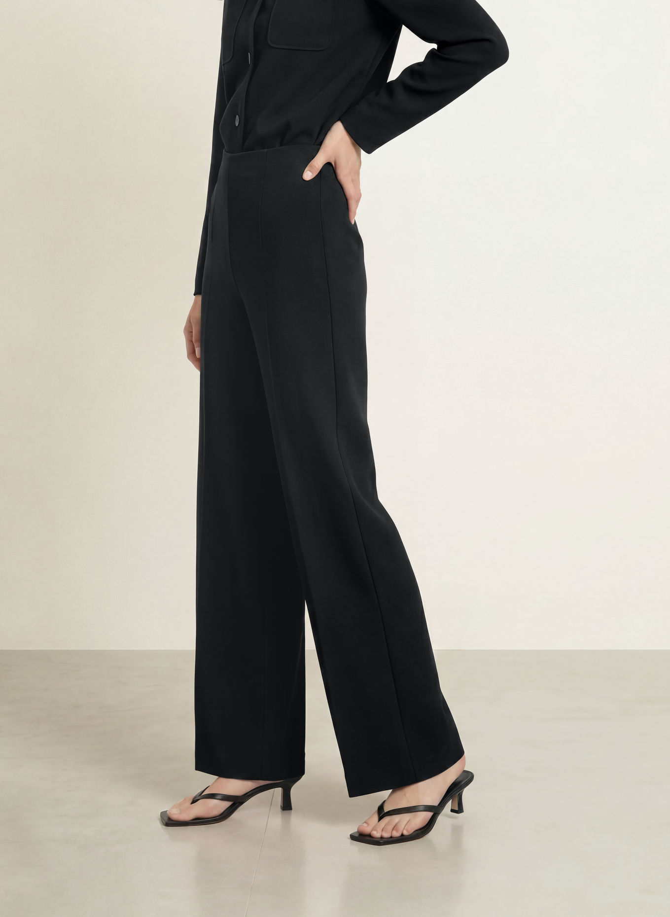 YERSE SIMONE Wide-leg trousers: BLACK
